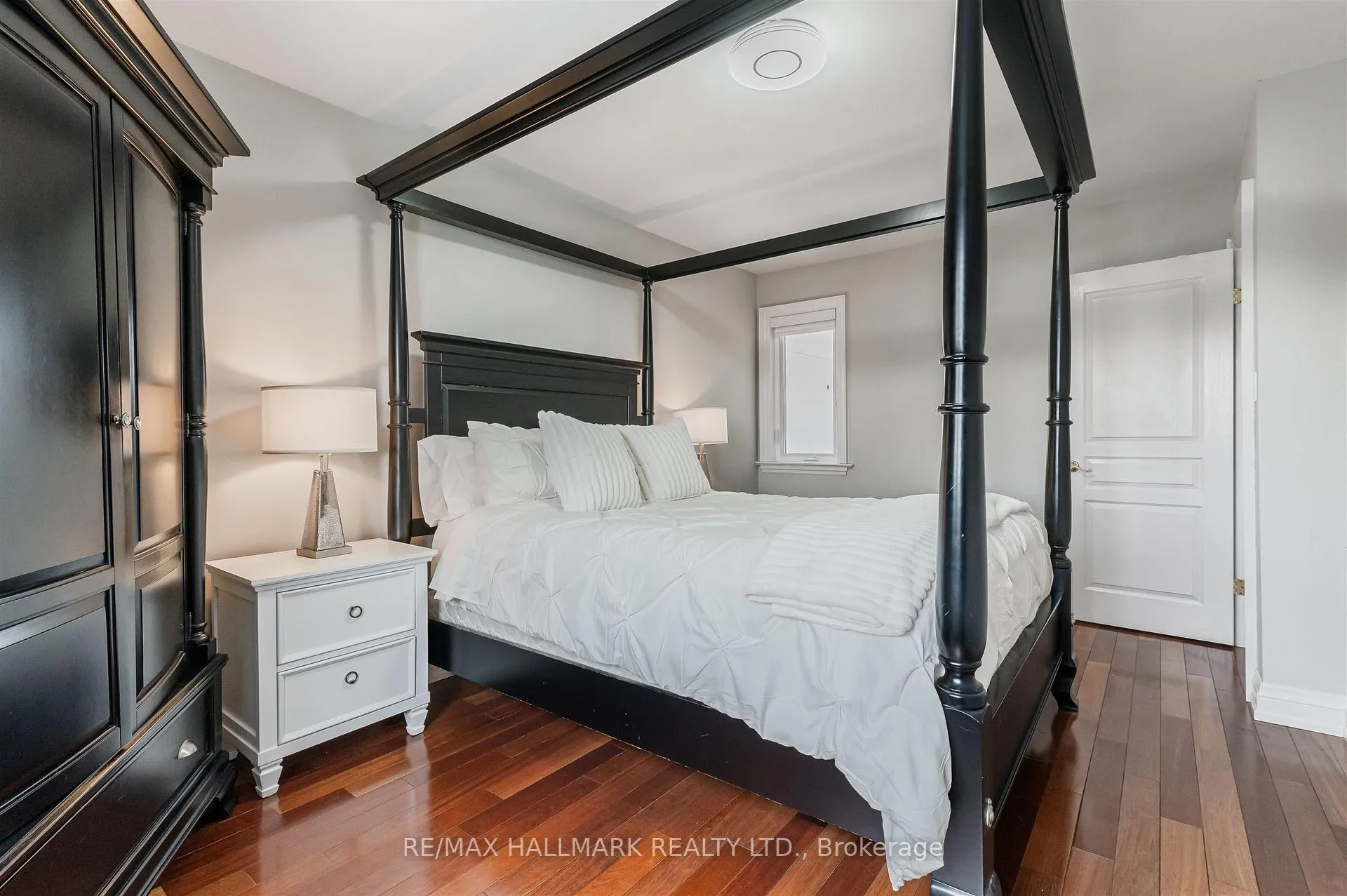 Photo 33 of 52 Athlone Road, Toronto, East York — HOMEH