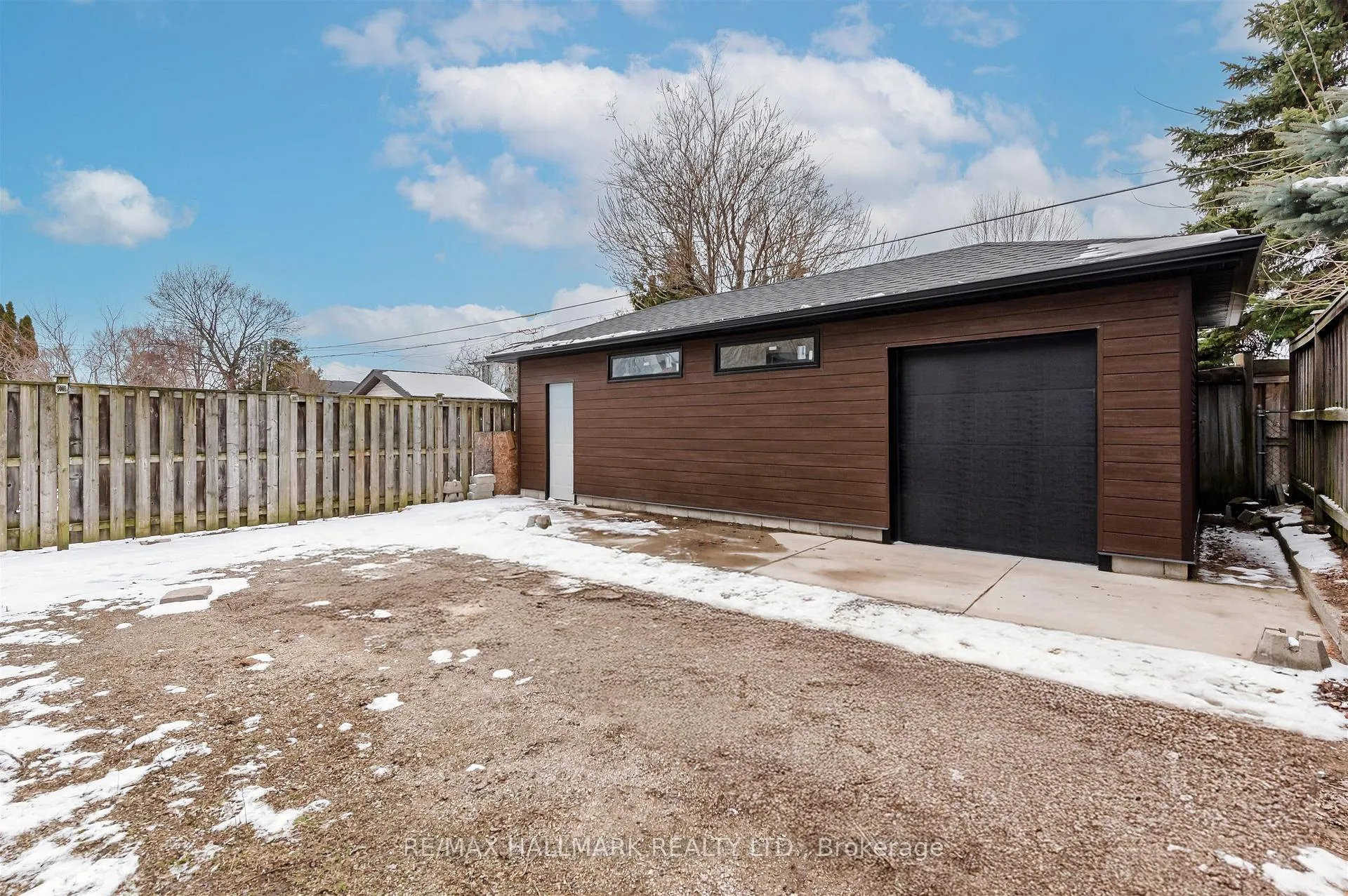 Photo 43 of 52 Athlone Road, Toronto, East York — HOMEH