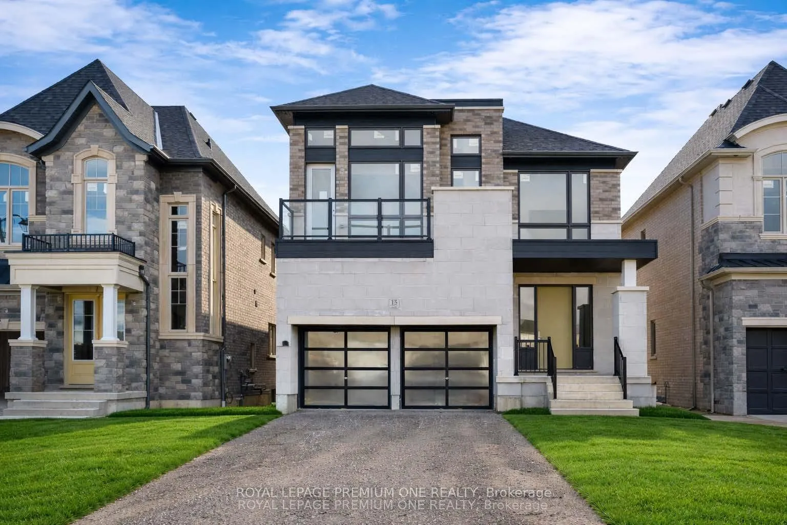 Photo 17 of 15 Antonietta Crescent, Vaughan, Vellore Village — HOMEH
