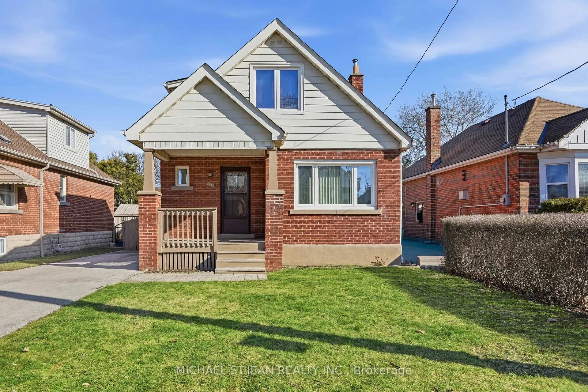 Photo 2 of 71 Weir Street S, Hamilton, Bartonville — HOMEH