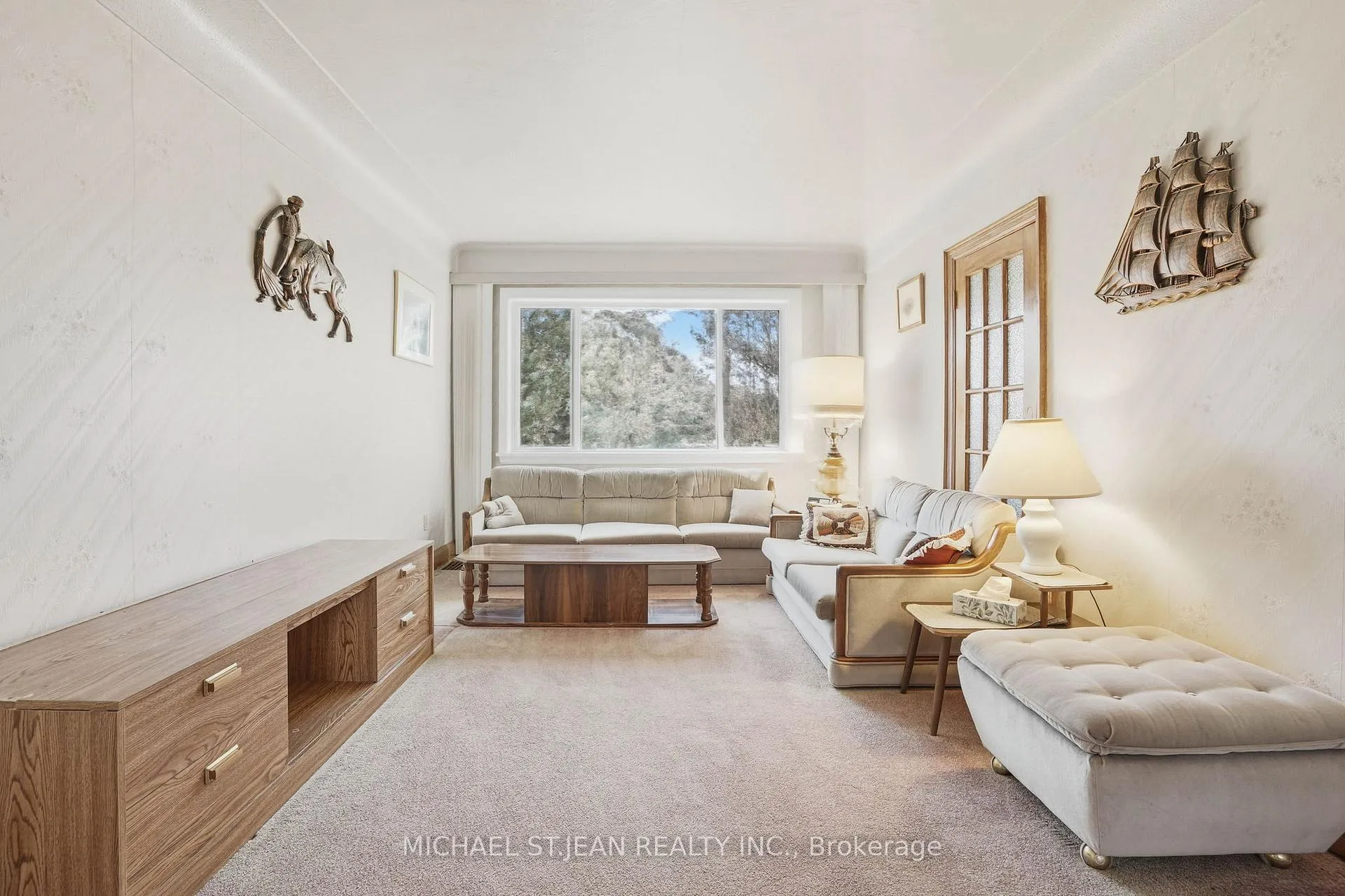 Photo 7 of 71 Weir Street S, Hamilton, Bartonville — HOMEH
