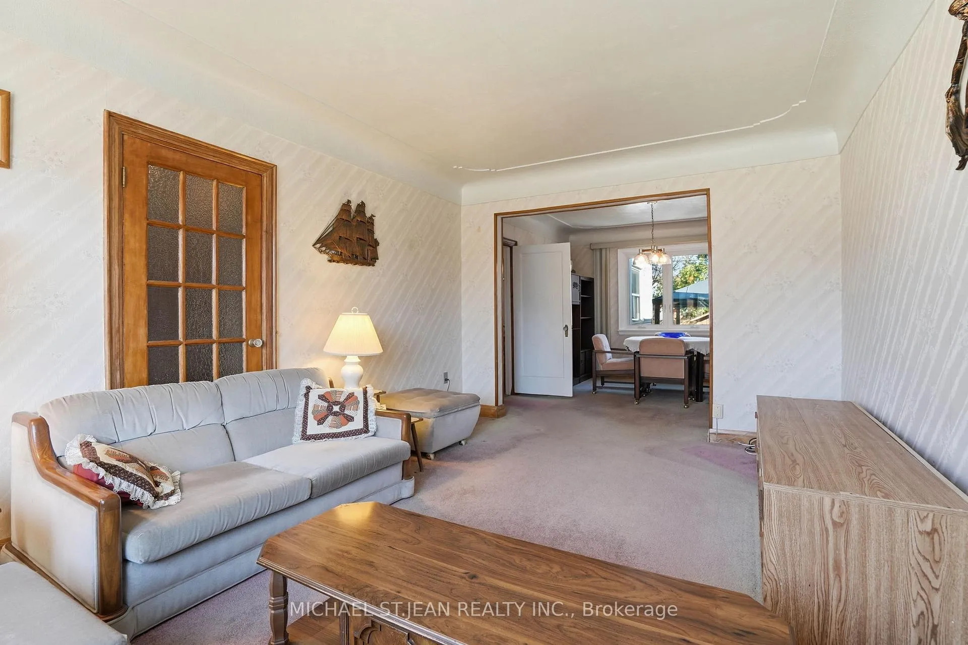 Photo 10 of 71 Weir Street S, Hamilton, Bartonville — HOMEH