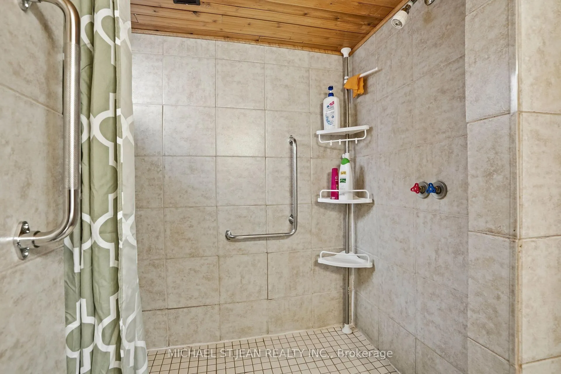 Photo 41 of 71 Weir Street S, Hamilton, Bartonville — HOMEH