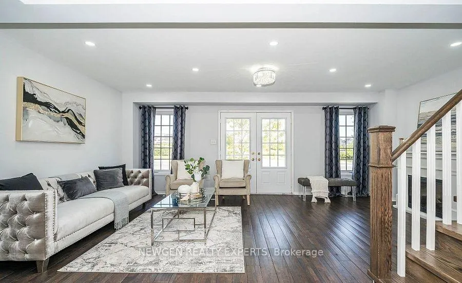 Photo 4 of 527 Rossland Road E, Ajax, Central West — HOMEH