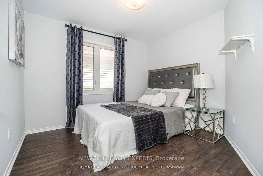 Photo 9 of 527 Rossland Road E, Ajax, Central West — HOMEH
