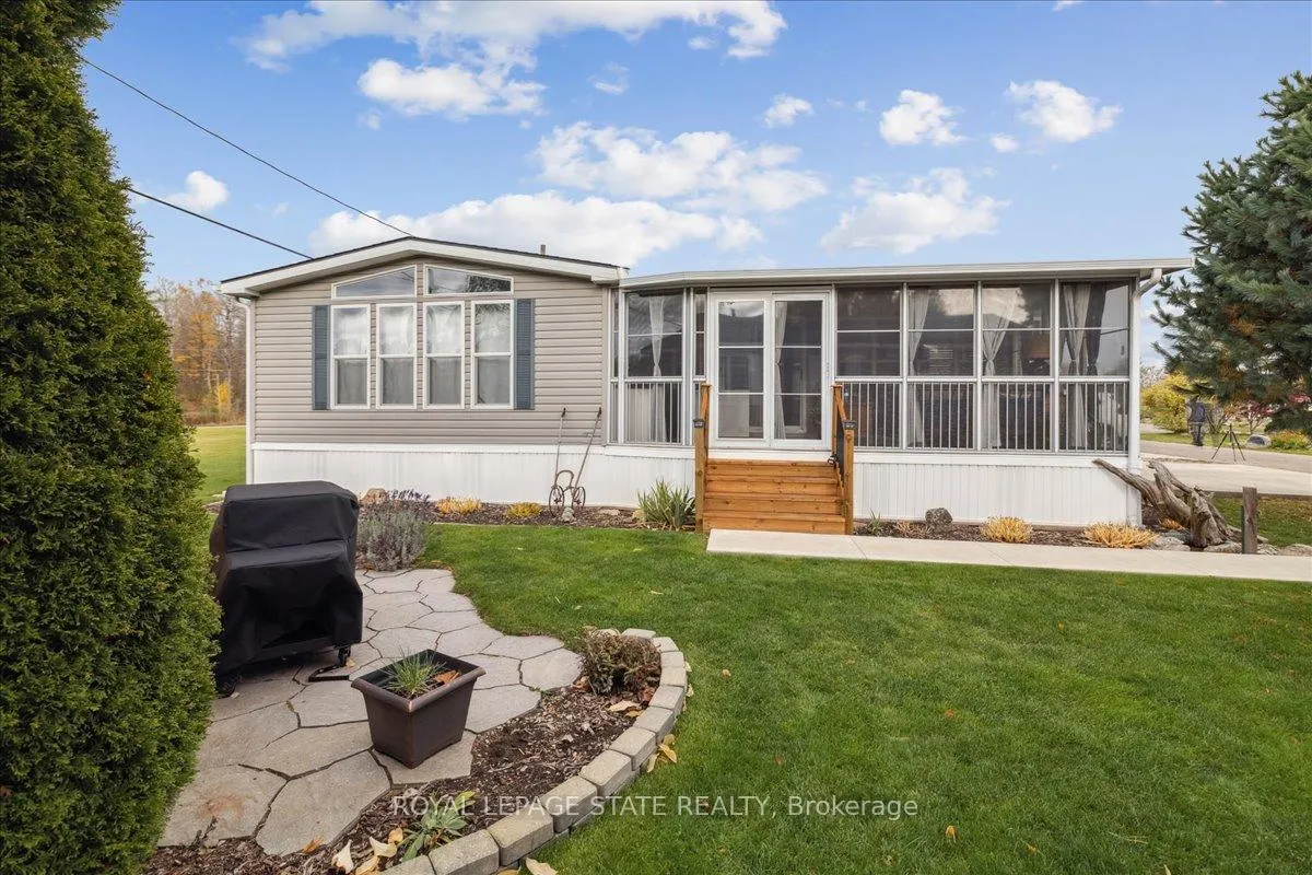 Front of Unit 13 Spruce, 4449 Milburough Line