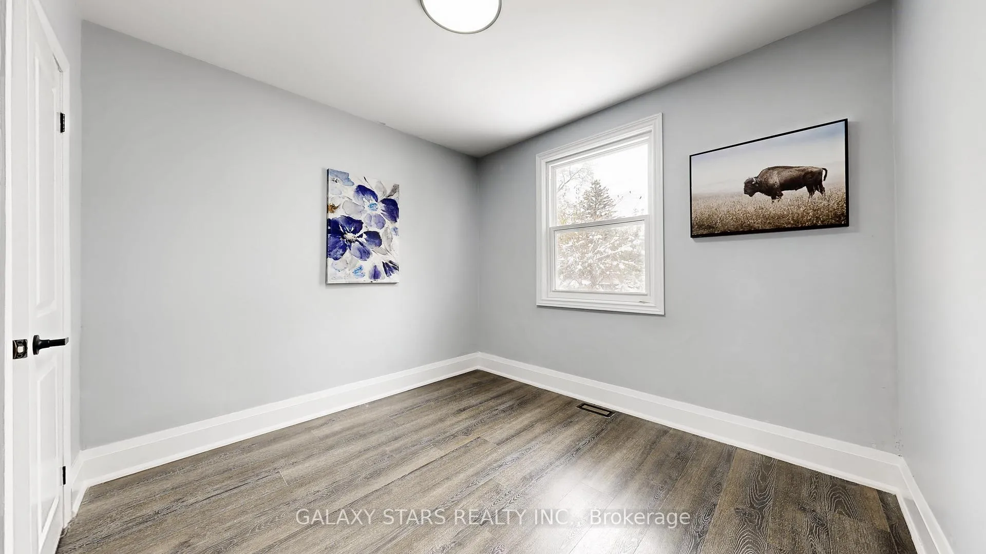 Photo 14 of 422 O'connor Drive, Toronto, East York — HOMEH
