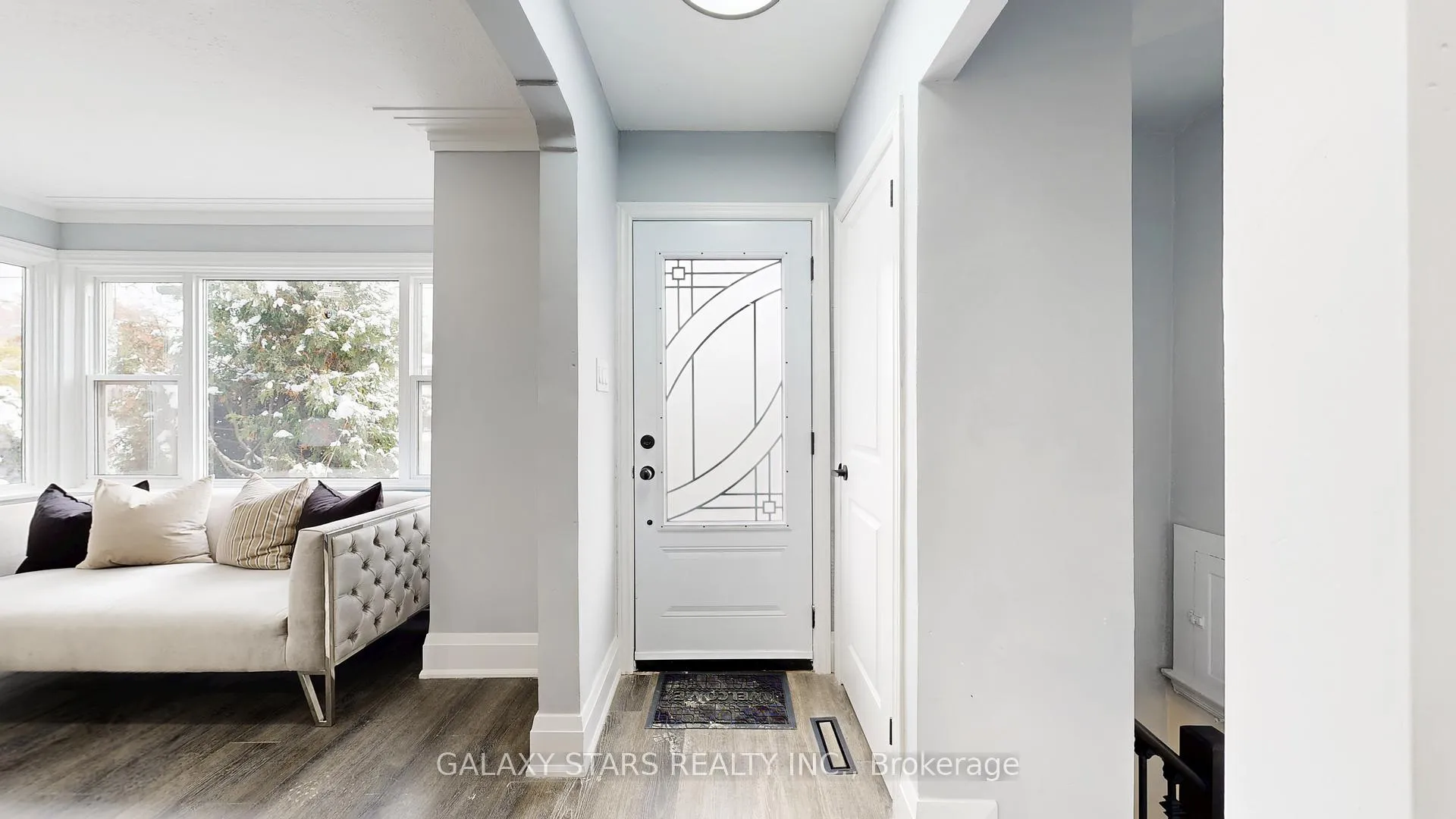 Photo 22 of 422 O'connor Drive, Toronto, East York — HOMEH