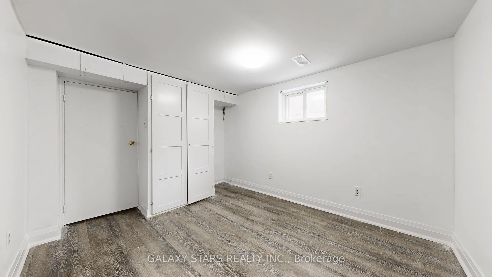 Photo 31 of 422 O'connor Drive, Toronto, East York — HOMEH