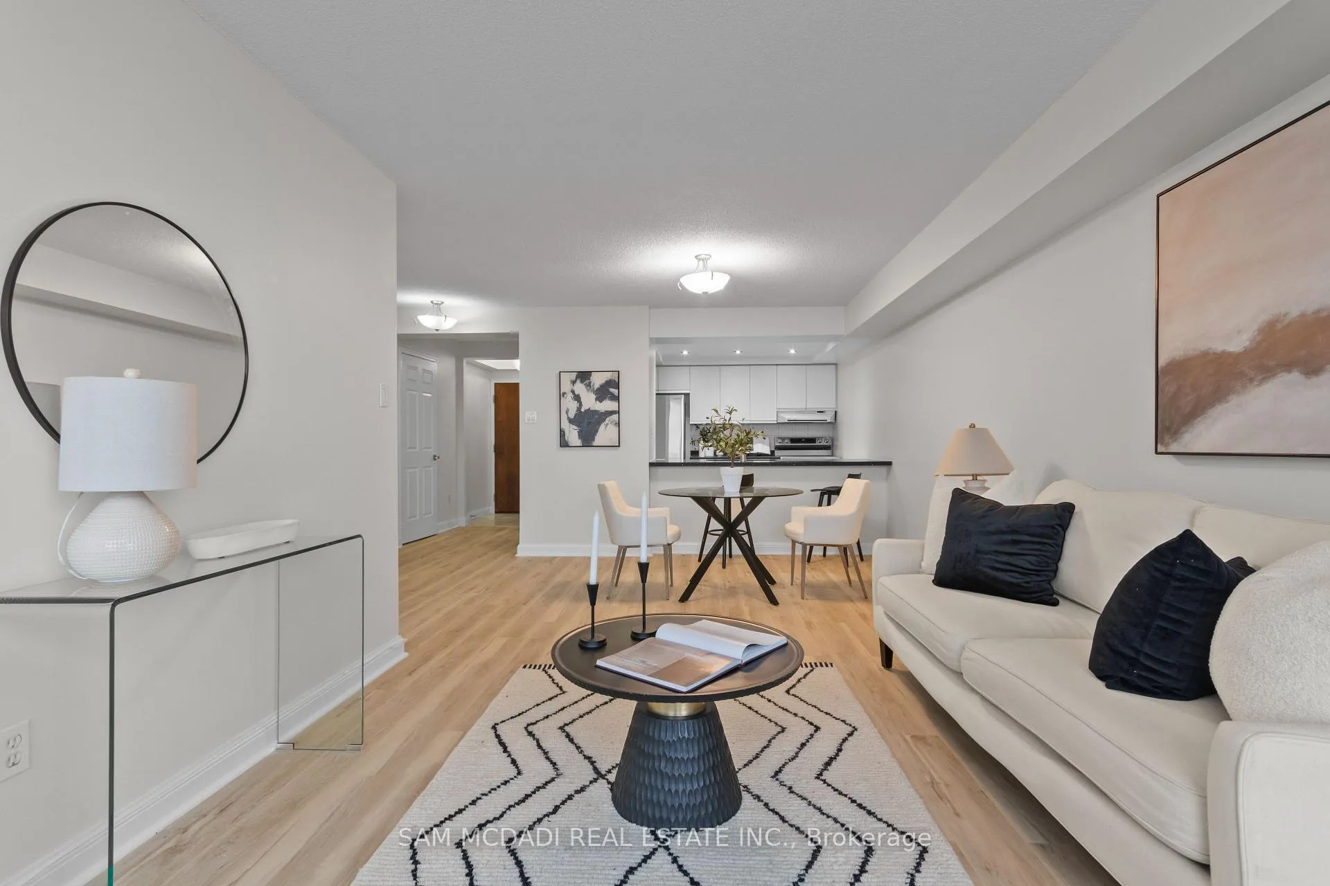Photo 11 of Unit 2106, 24 Hanover Road S, Brampton, Queen Street Corridor — HOMEH