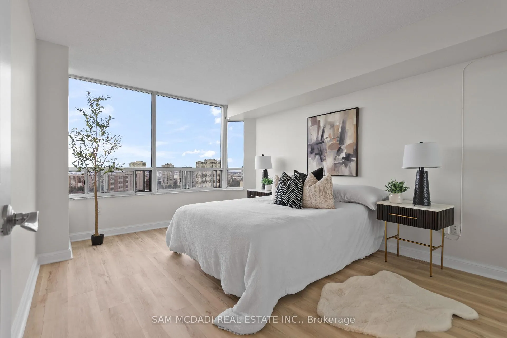 Photo 14 of Unit 2106, 24 Hanover Road S, Brampton, Queen Street Corridor — HOMEH