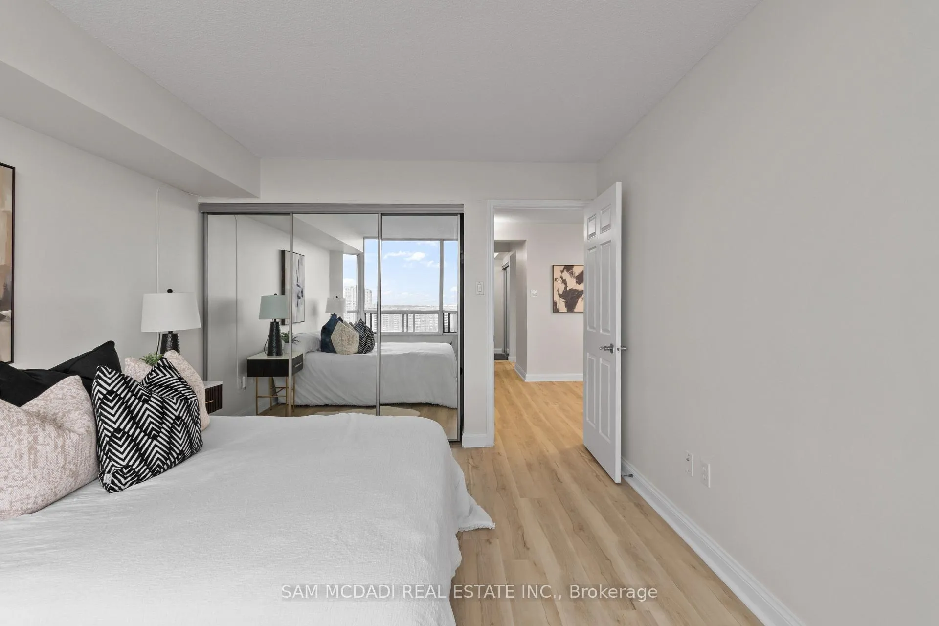 Photo 16 of Unit 2106, 24 Hanover Road S, Brampton, Queen Street Corridor — HOMEH