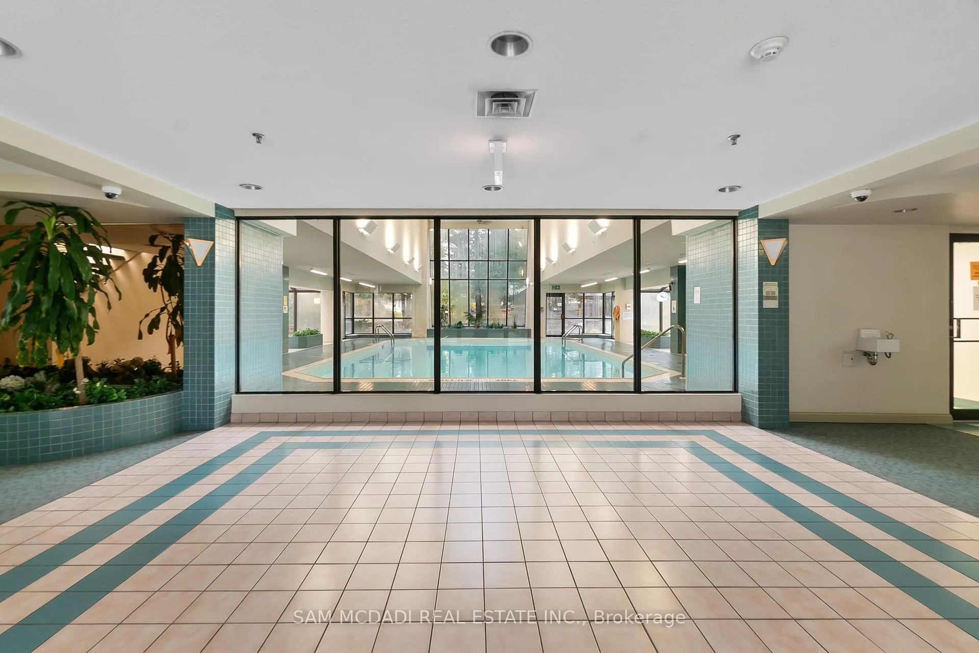Photo 17 of Unit 2106, 24 Hanover Road S, Brampton, Queen Street Corridor — HOMEH