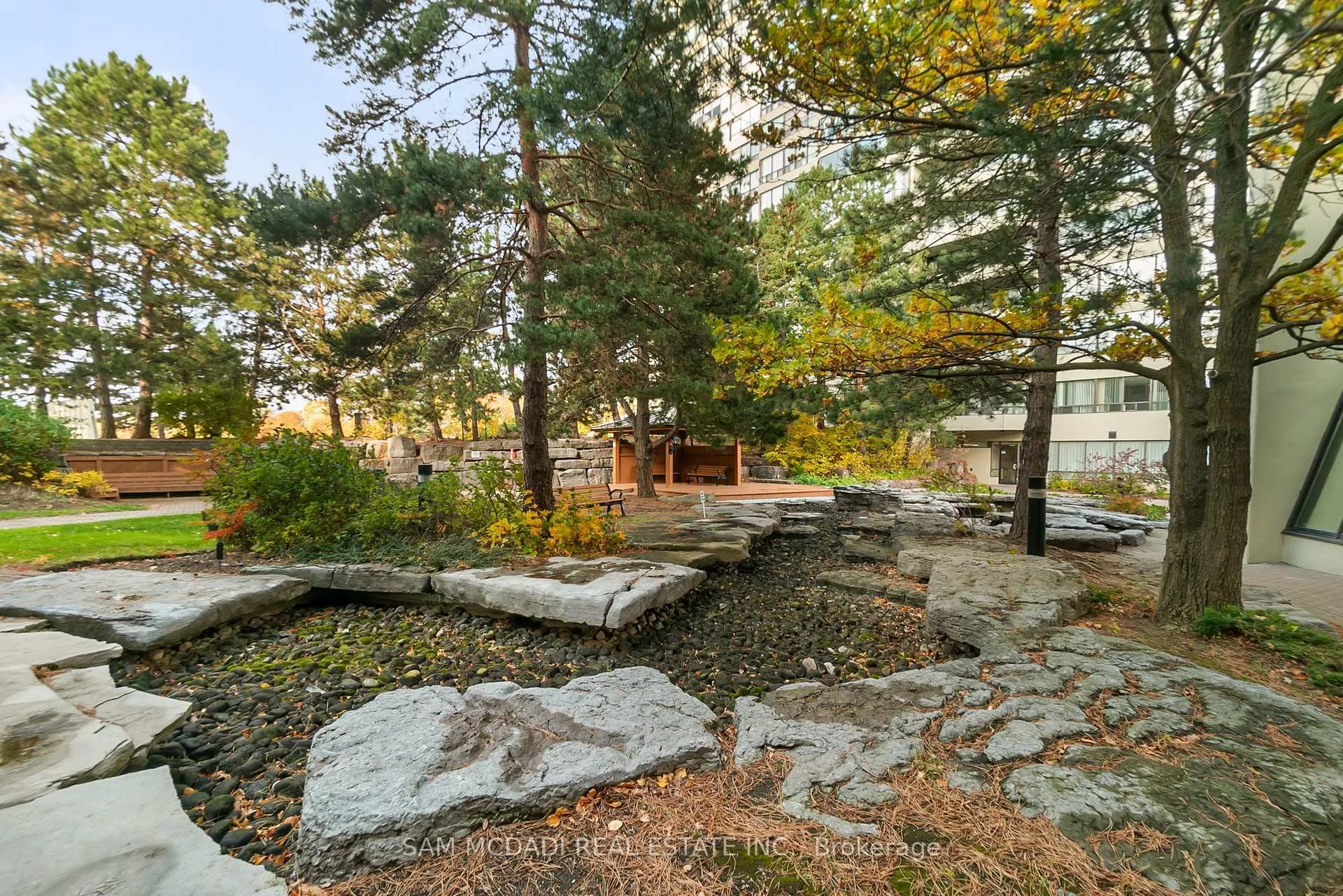 Photo 28 of Unit 2106, 24 Hanover Road S, Brampton, Queen Street Corridor — HOMEH