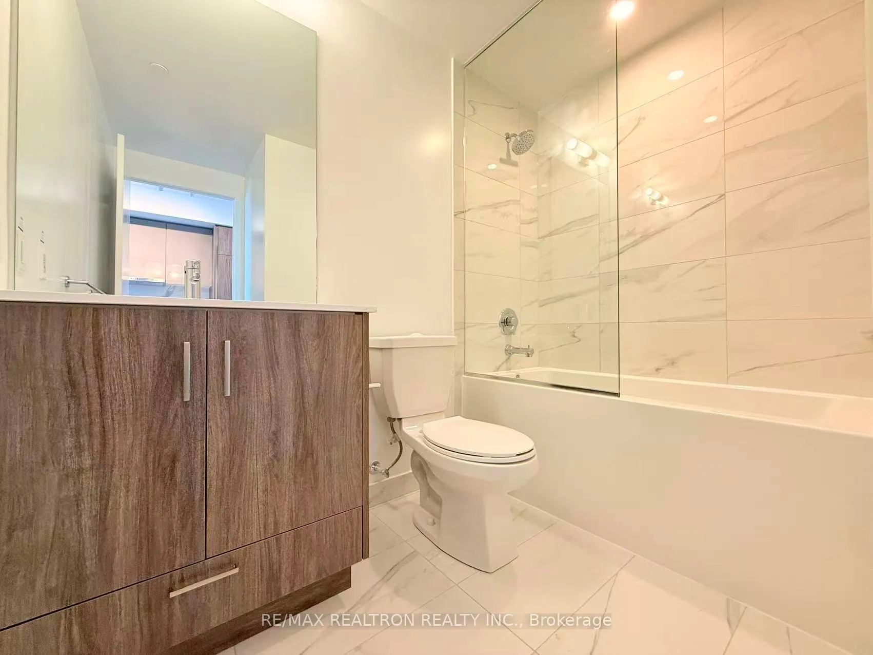 Photo 15 of Unit 2616, 180 Front Street E, Toronto, Moss Park — HOMEH