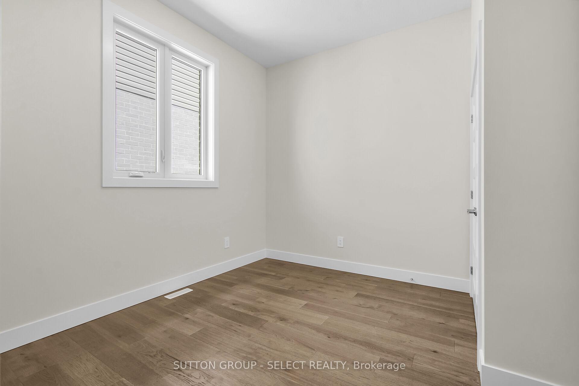 Photo 15 of Unit 10, 7966 Fallon Drive, Lucan Biddulph, Granton — HOMEH