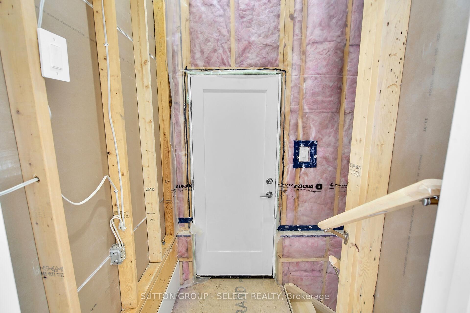 Photo 20 of Unit 10, 7966 Fallon Drive, Lucan Biddulph, Granton — HOMEH