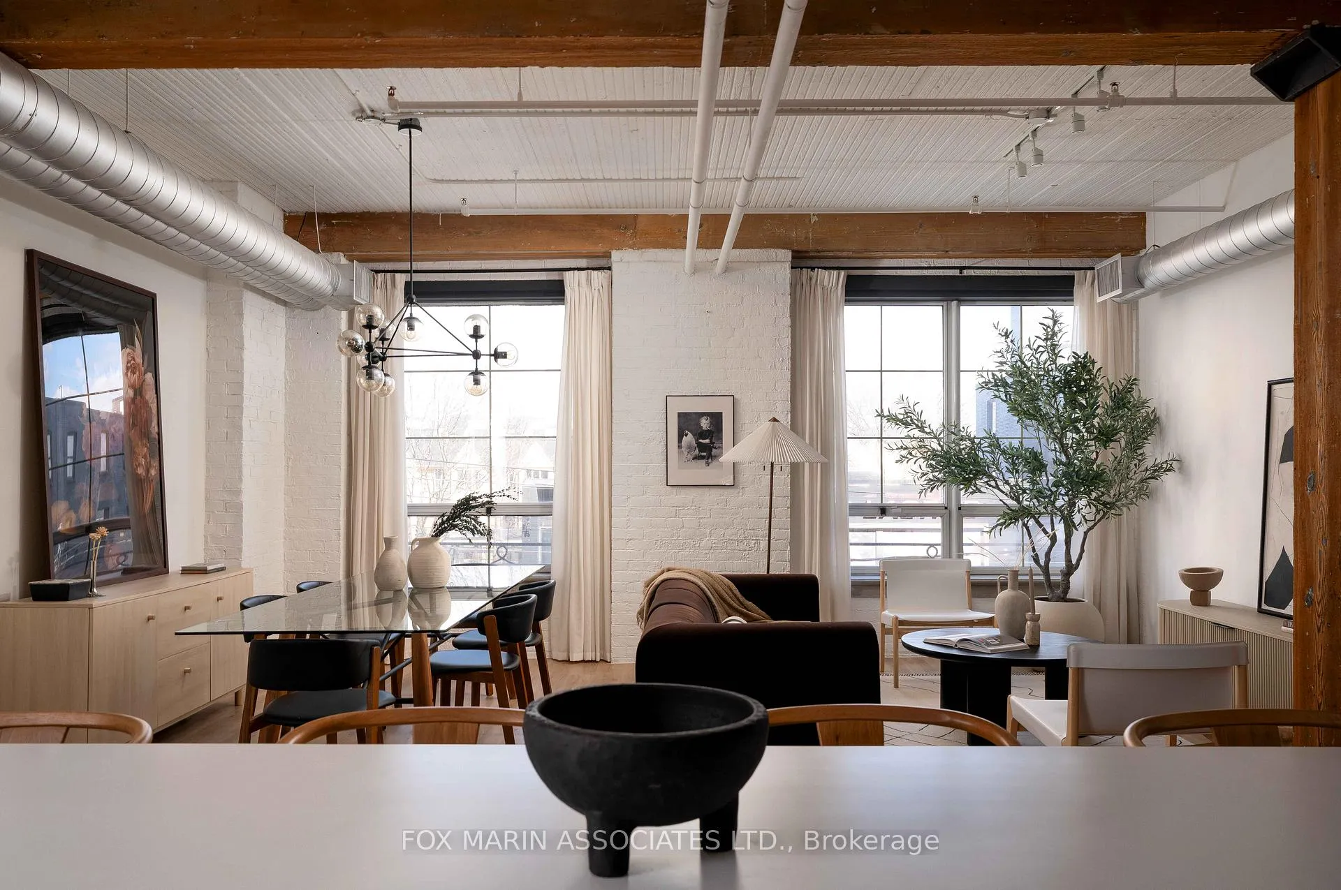 Photo 4 of Unit 302, 781 King Street W, Toronto, Niagara — HOMEH