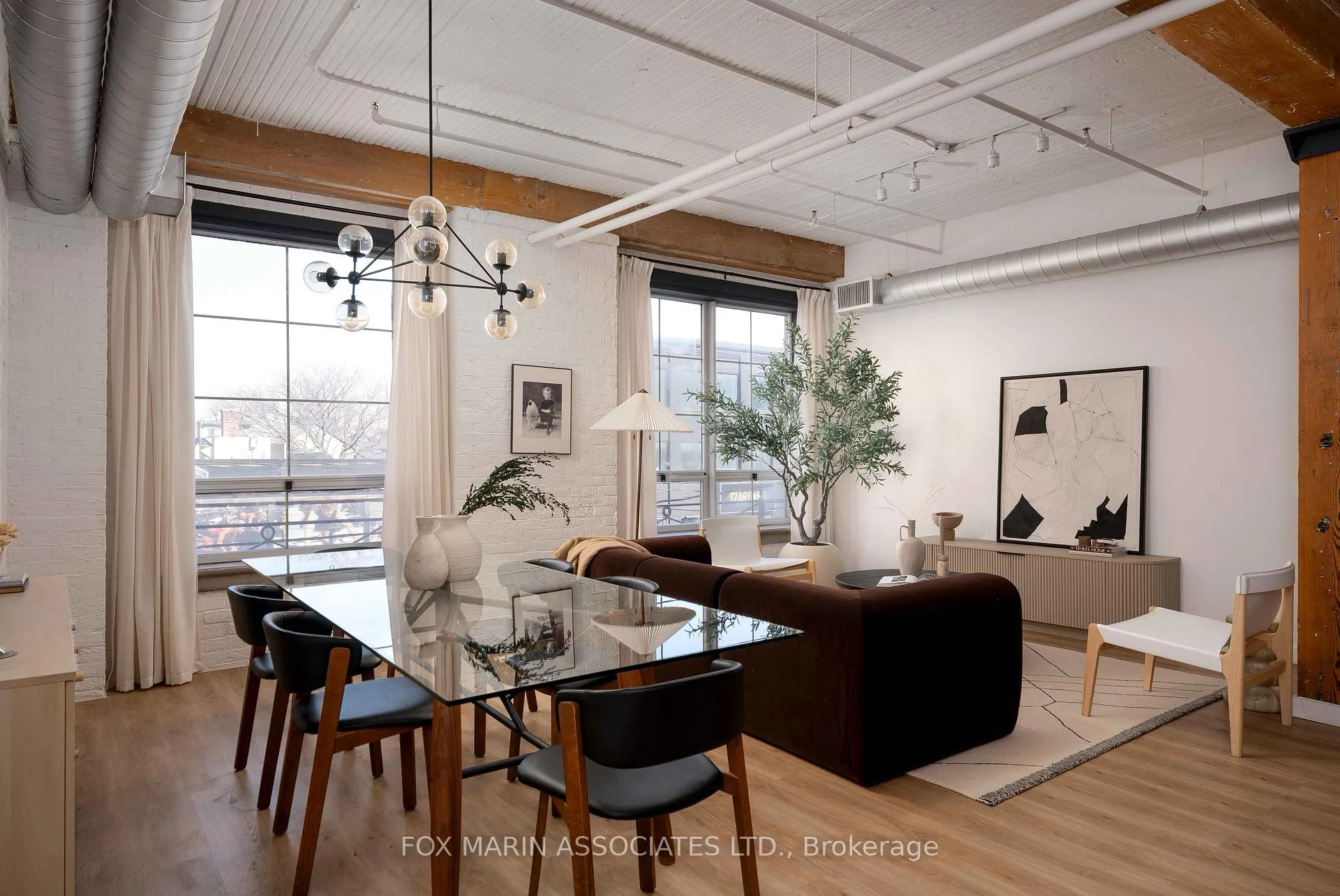 Photo 6 of Unit 302, 781 King Street W, Toronto, Niagara — HOMEH