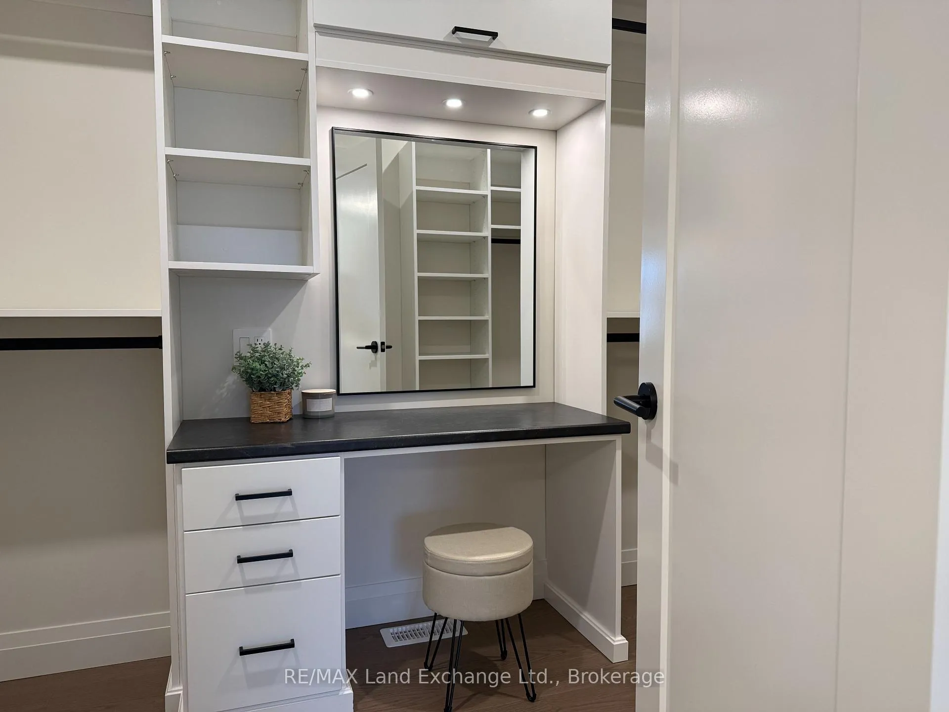 Photo 25 of 964 Bogdanovic Way, Huron-Kinloss — HOMEH