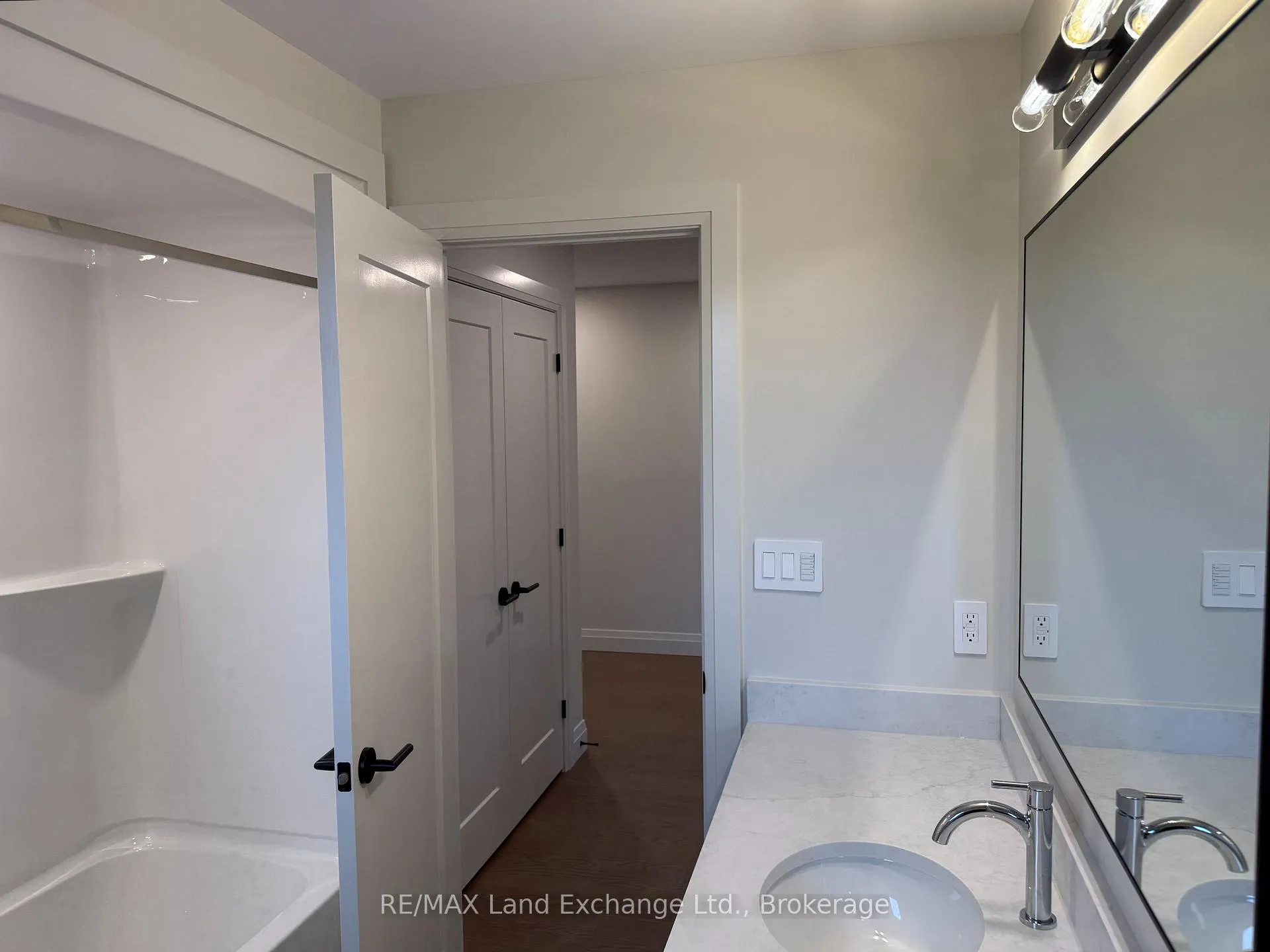 Photo 34 of 964 Bogdanovic Way, Huron-Kinloss — HOMEH