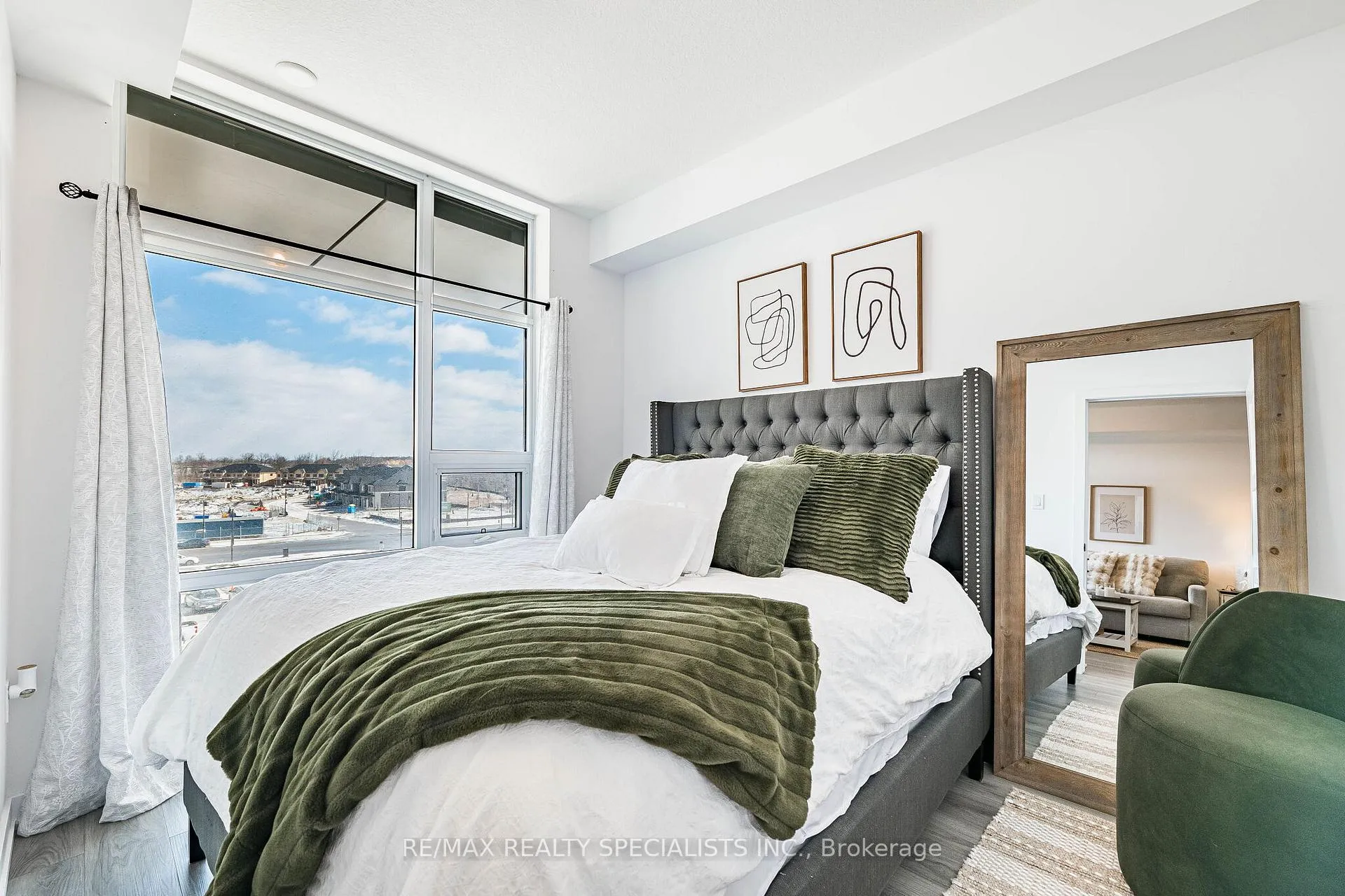 Photo 8 of Unit 418, 470 Dundas Street E, Hamilton, Waterdown — HOMEH