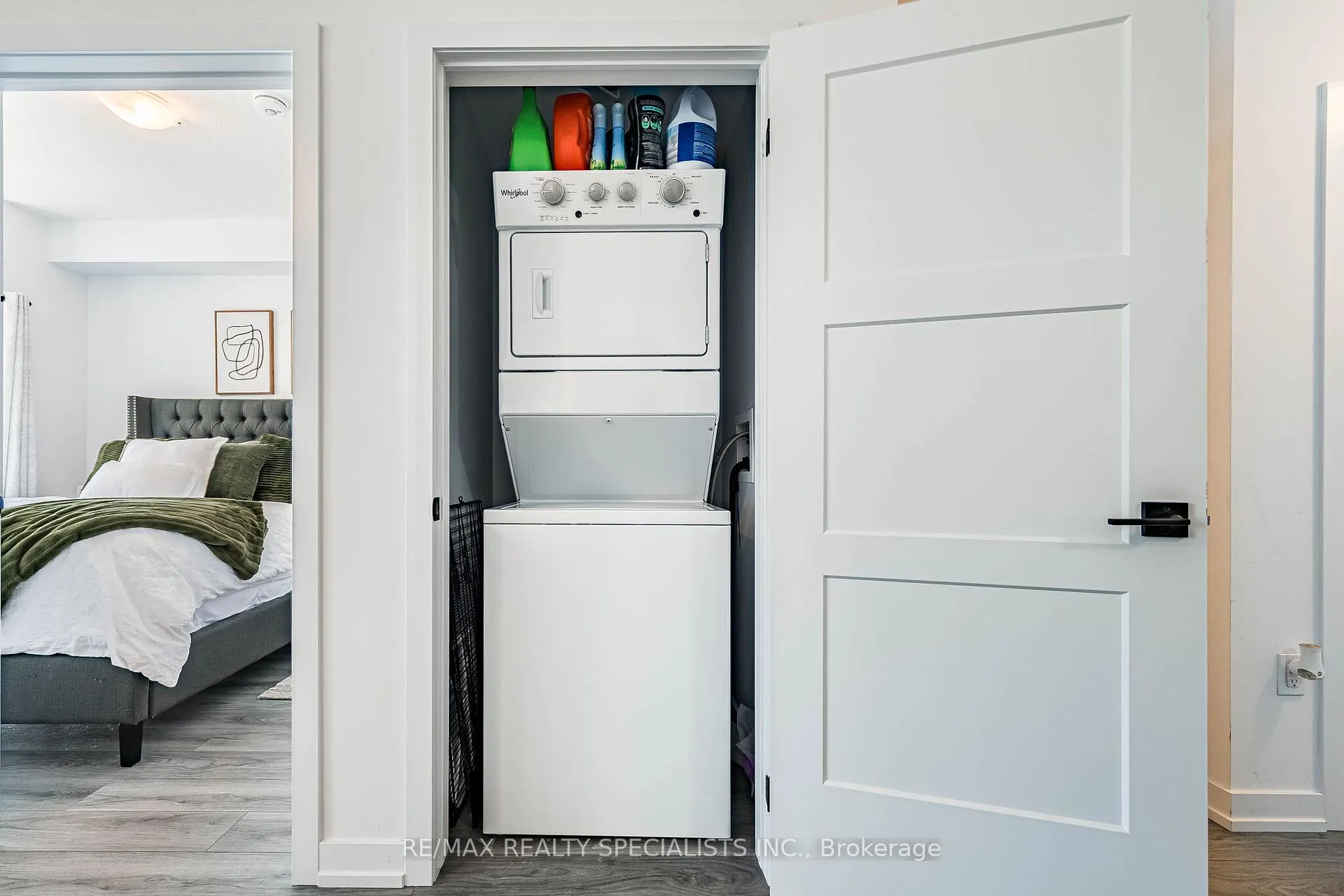 Photo 13 of Unit 418, 470 Dundas Street E, Hamilton, Waterdown — HOMEH