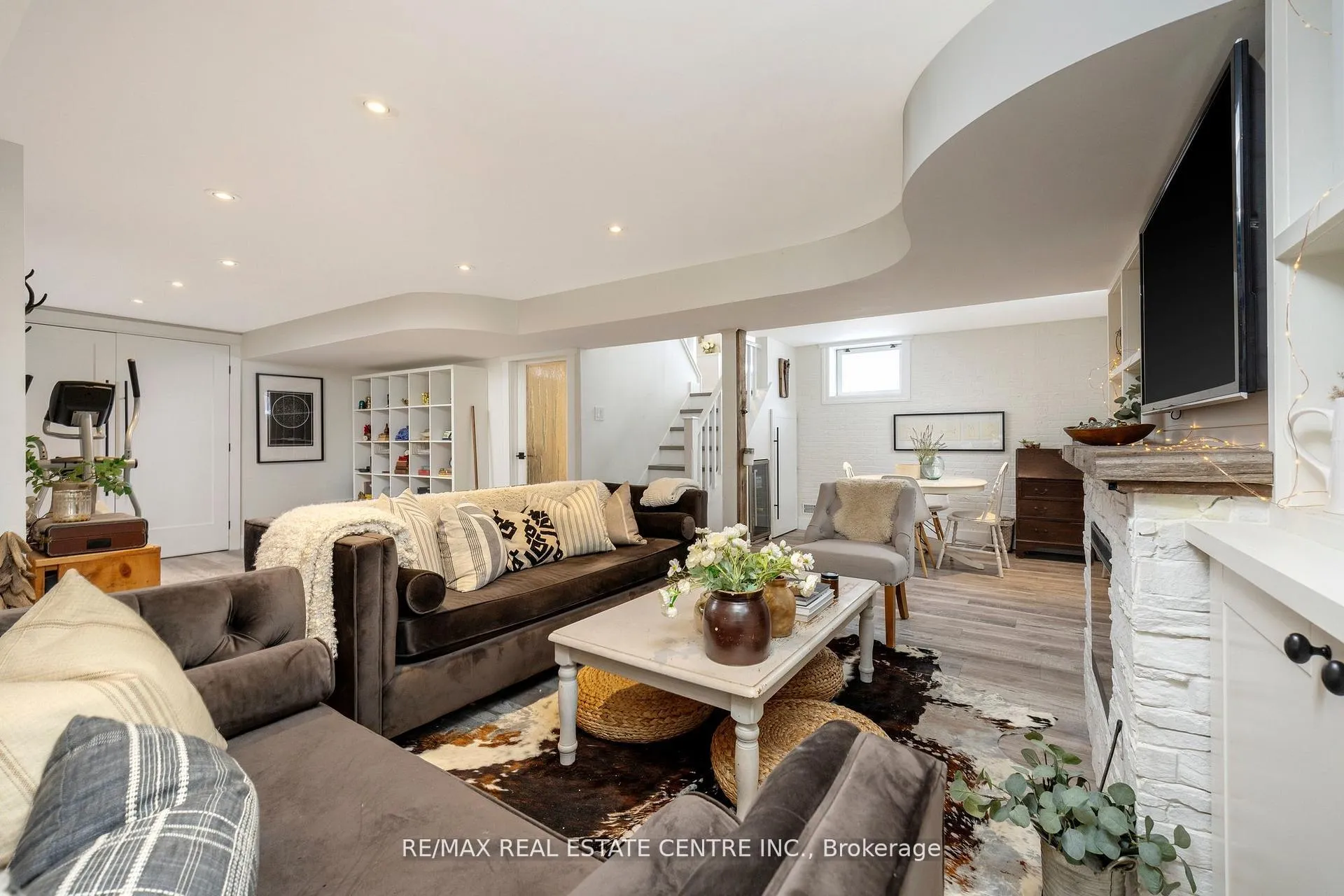 Photo 40 of 23 Milton Heights Crescent, Milton, Timberlea — HOMEH