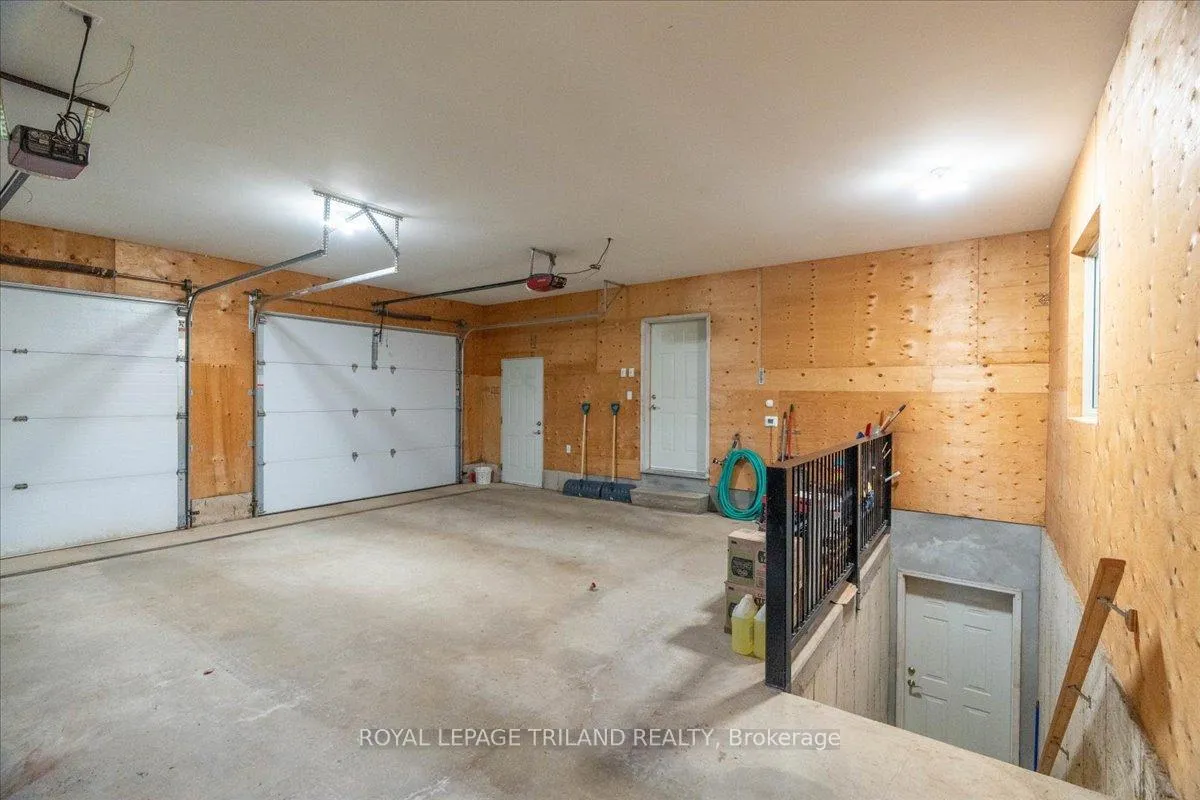 Photo 33 of 3115 Napperton Drive, Adelaide Metcalfe, Rural Adelaide Metcalfe — HOMEH