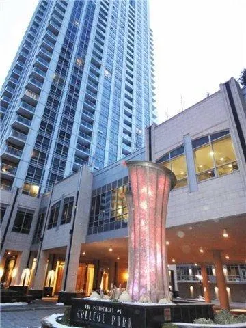 Photo 6 of Unit 1109, 763 Bay Street, Toronto, Bay Street Corridor — HOMEH