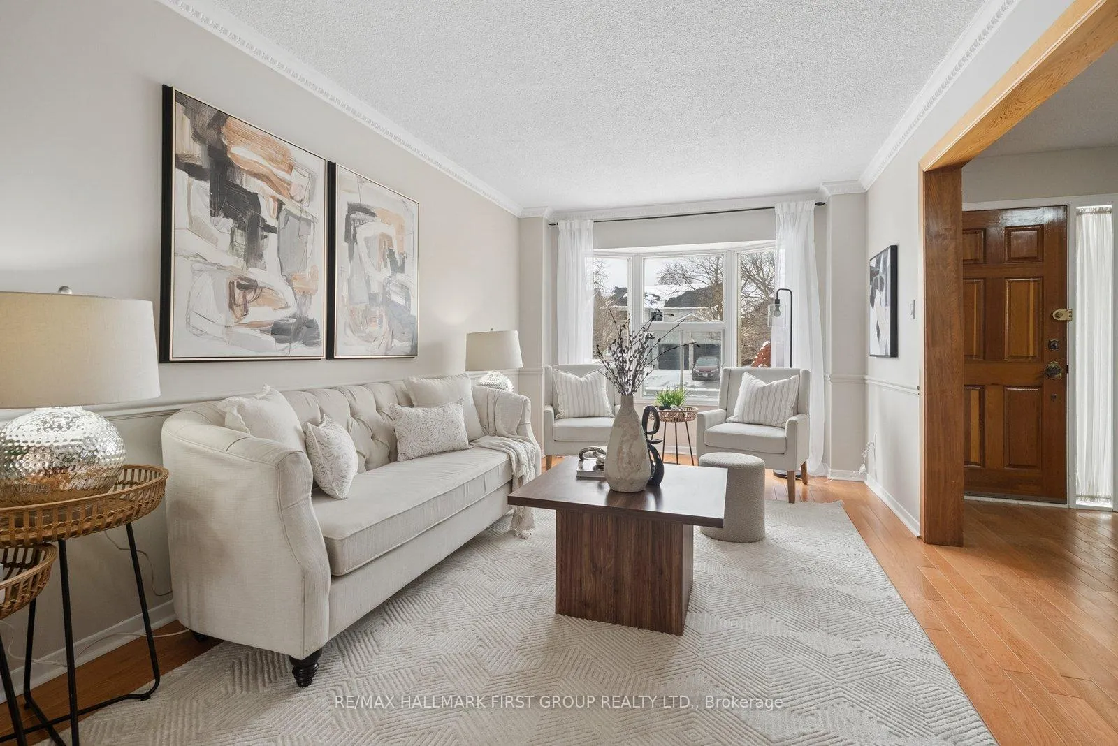 Photo 4 of 658 Cognac Crescent, Pickering, Amberlea — HOMEH