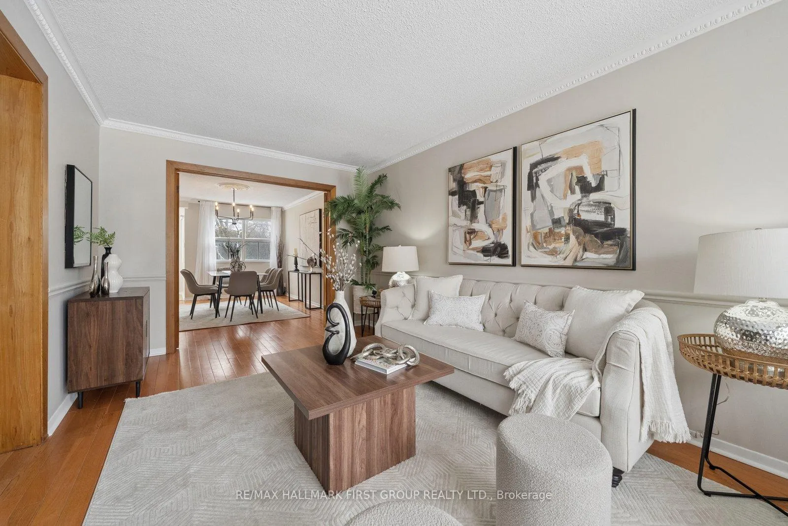 Photo 5 of 658 Cognac Crescent, Pickering, Amberlea — HOMEH