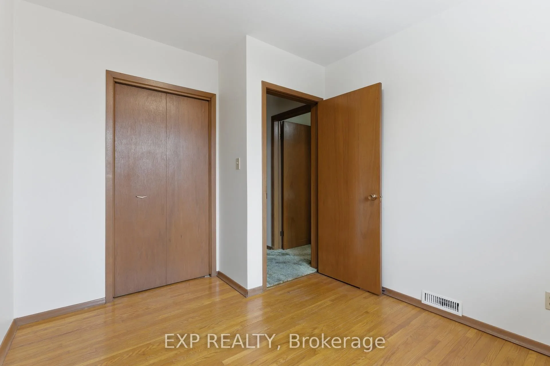 Photo 16 of 189 Parnell Road, St. Catharines, Vine/Linwell — HOMEH