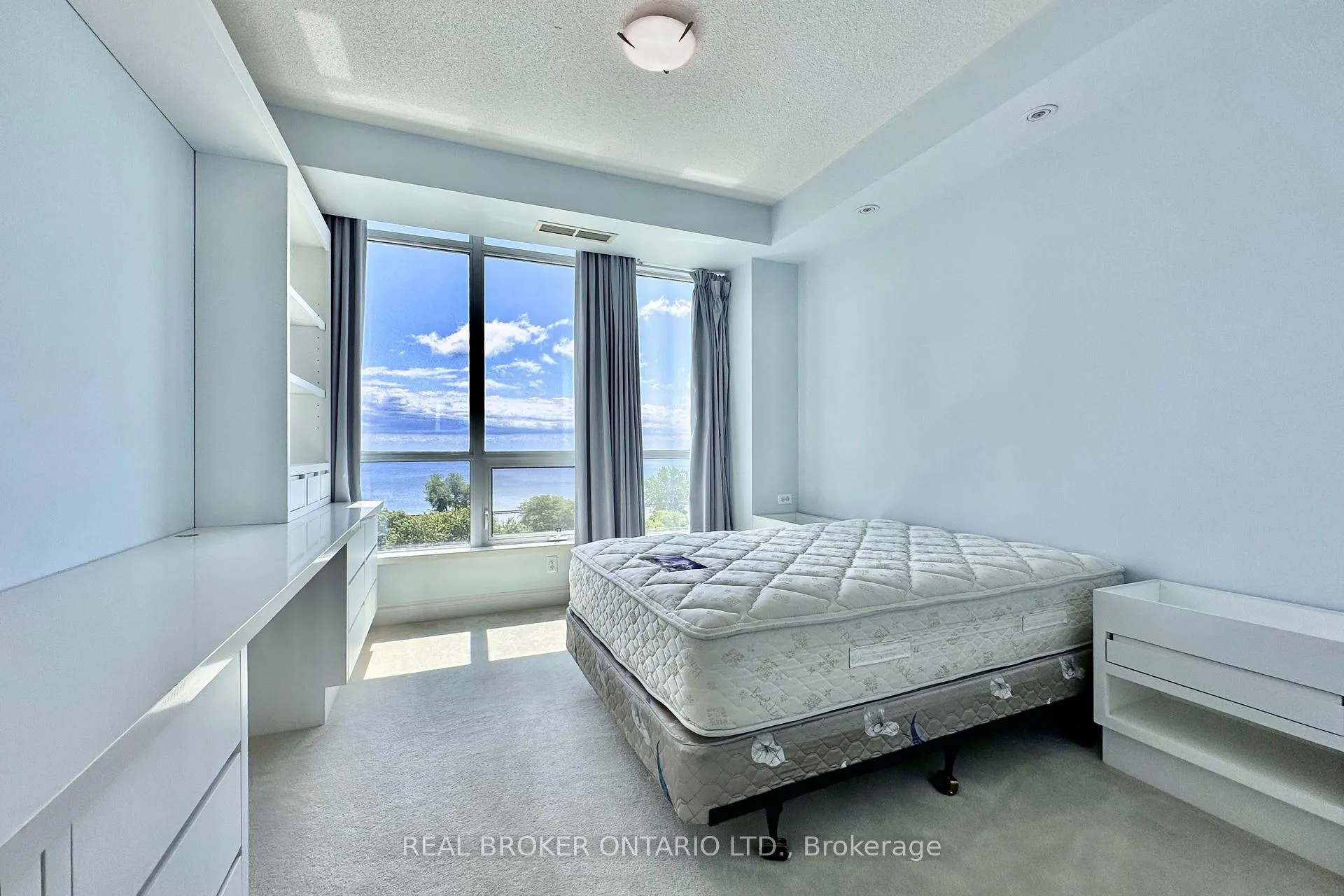Photo 14 of Unit 807, 1910 Lakeshore Boulevard, Toronto, High Park-Swansea — HOMEH