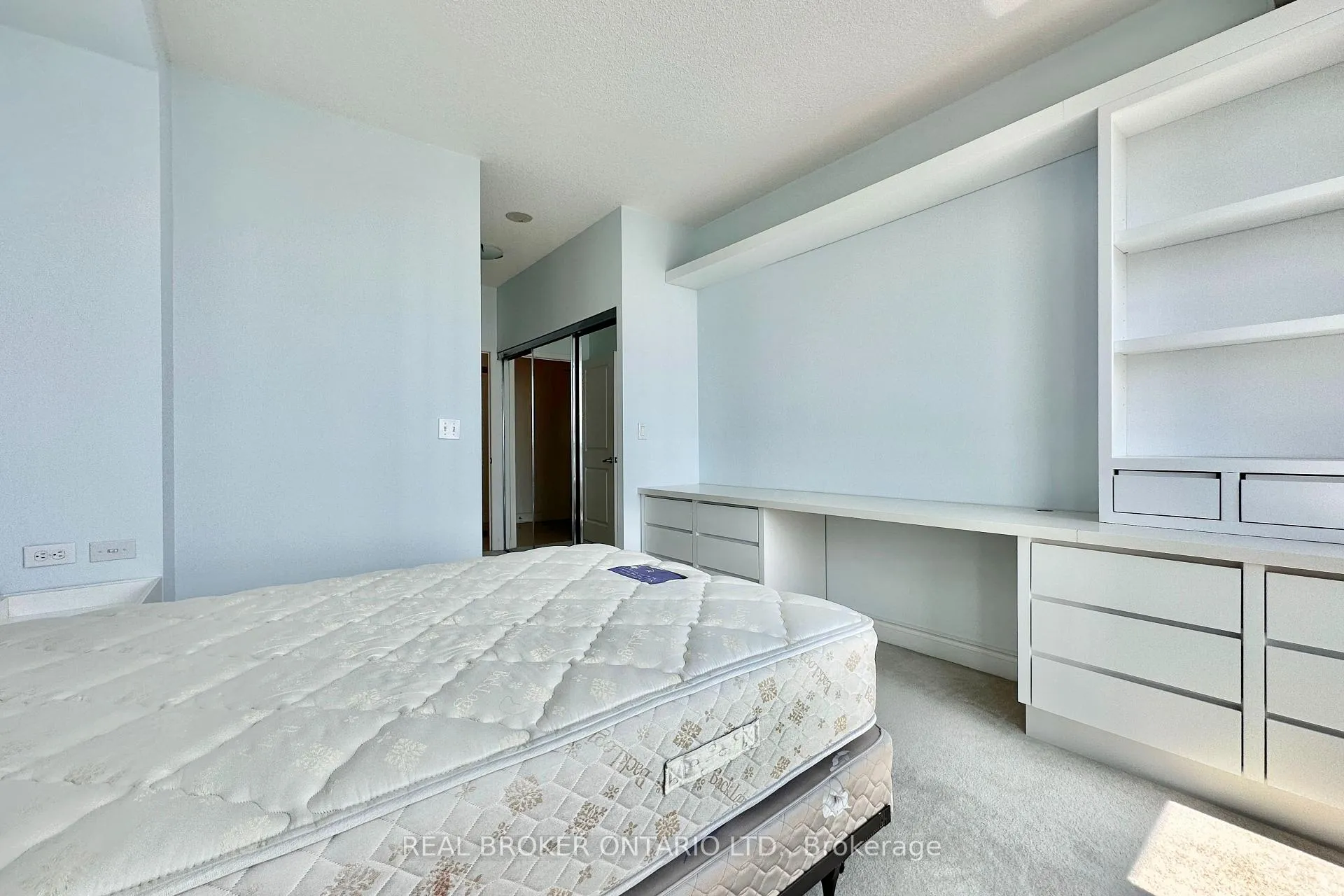 Photo 15 of Unit 807, 1910 Lakeshore Boulevard, Toronto, High Park-Swansea — HOMEH