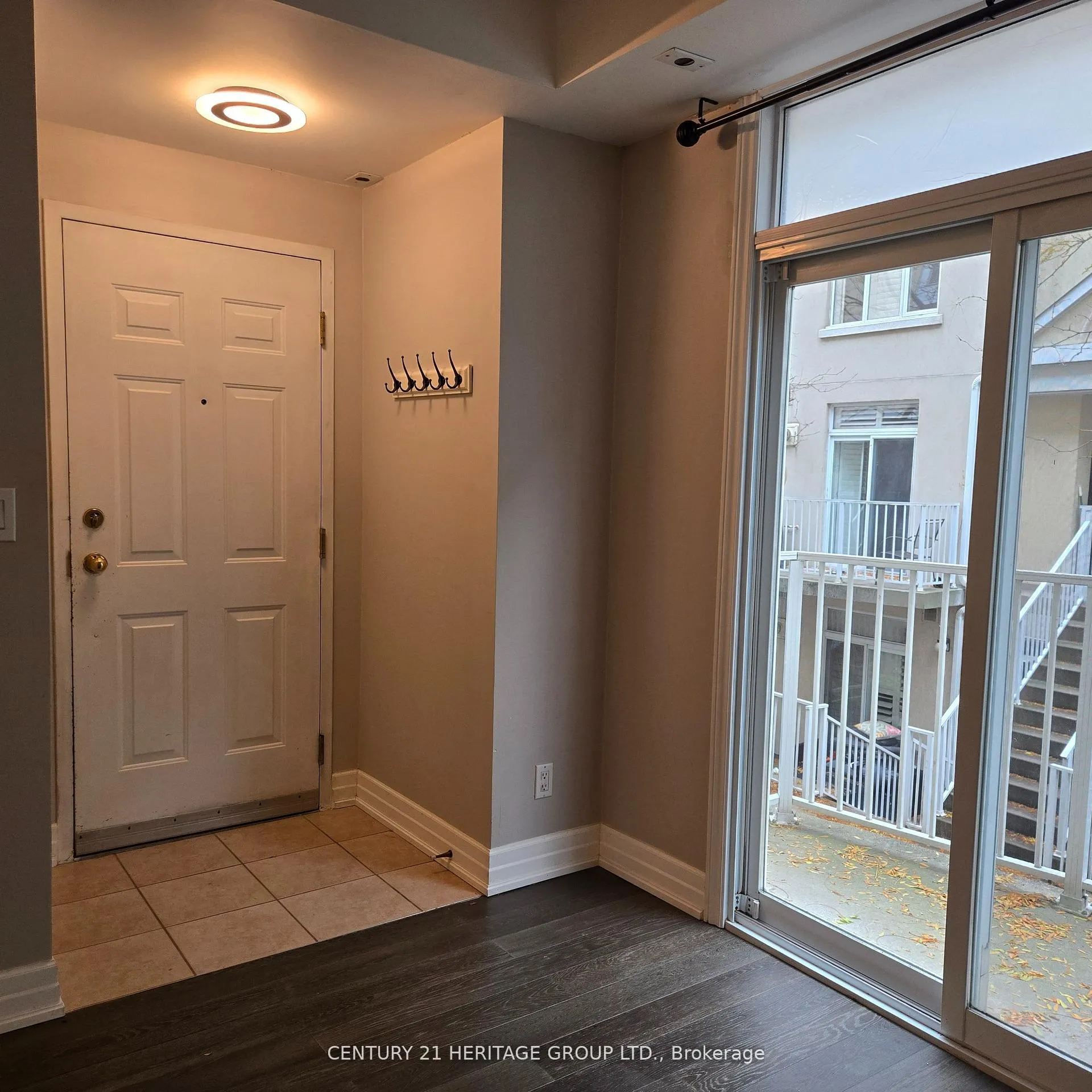 Photo 4 of Unit 239, 28 Stadium Road, Toronto, Niagara — HOMEH