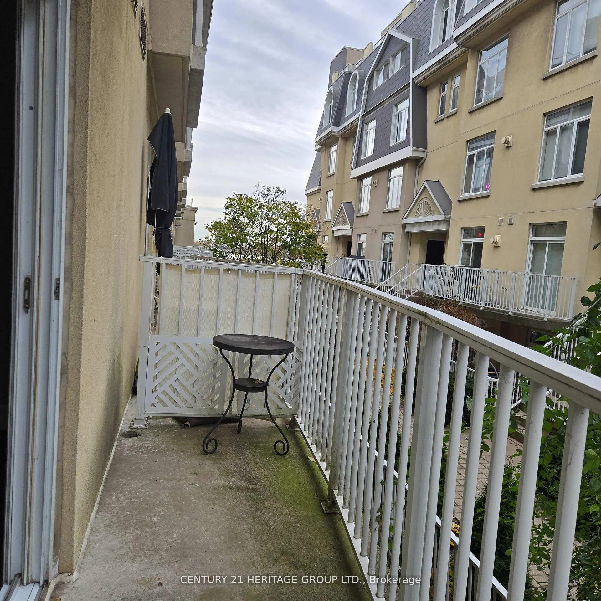 Photo 9 of Unit 239, 28 Stadium Road, Toronto, Niagara — HOMEH
