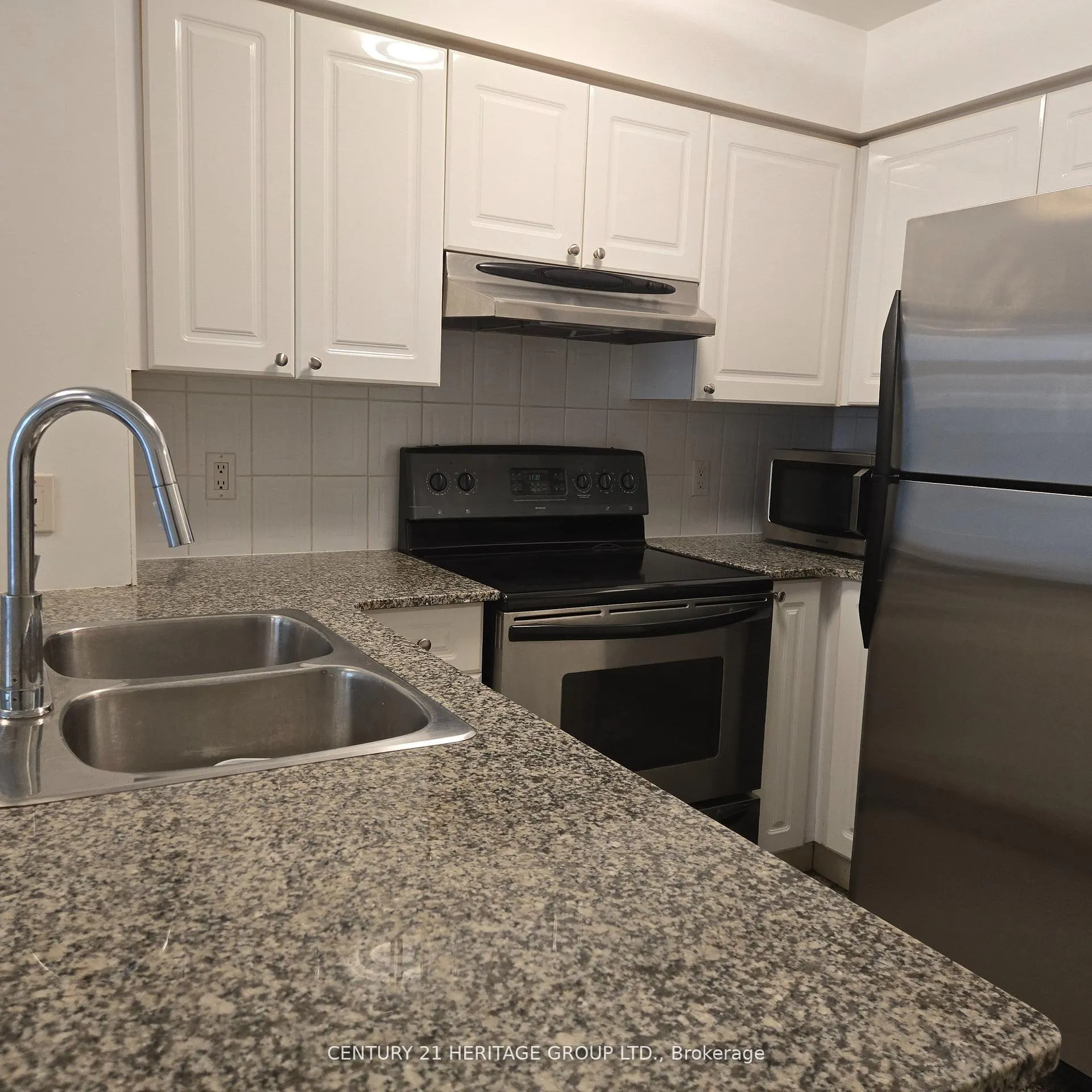 Photo 17 of Unit 239, 28 Stadium Road, Toronto, Niagara — HOMEH
