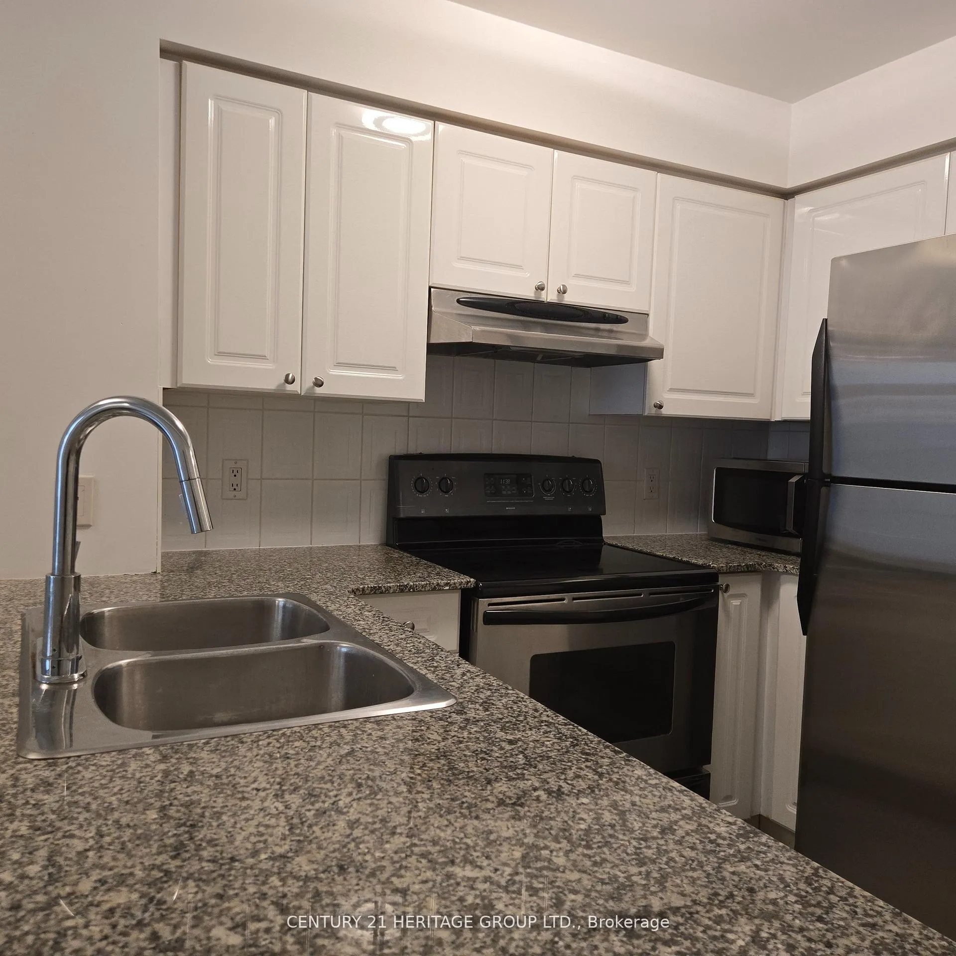 Photo 18 of Unit 239, 28 Stadium Road, Toronto, Niagara — HOMEH