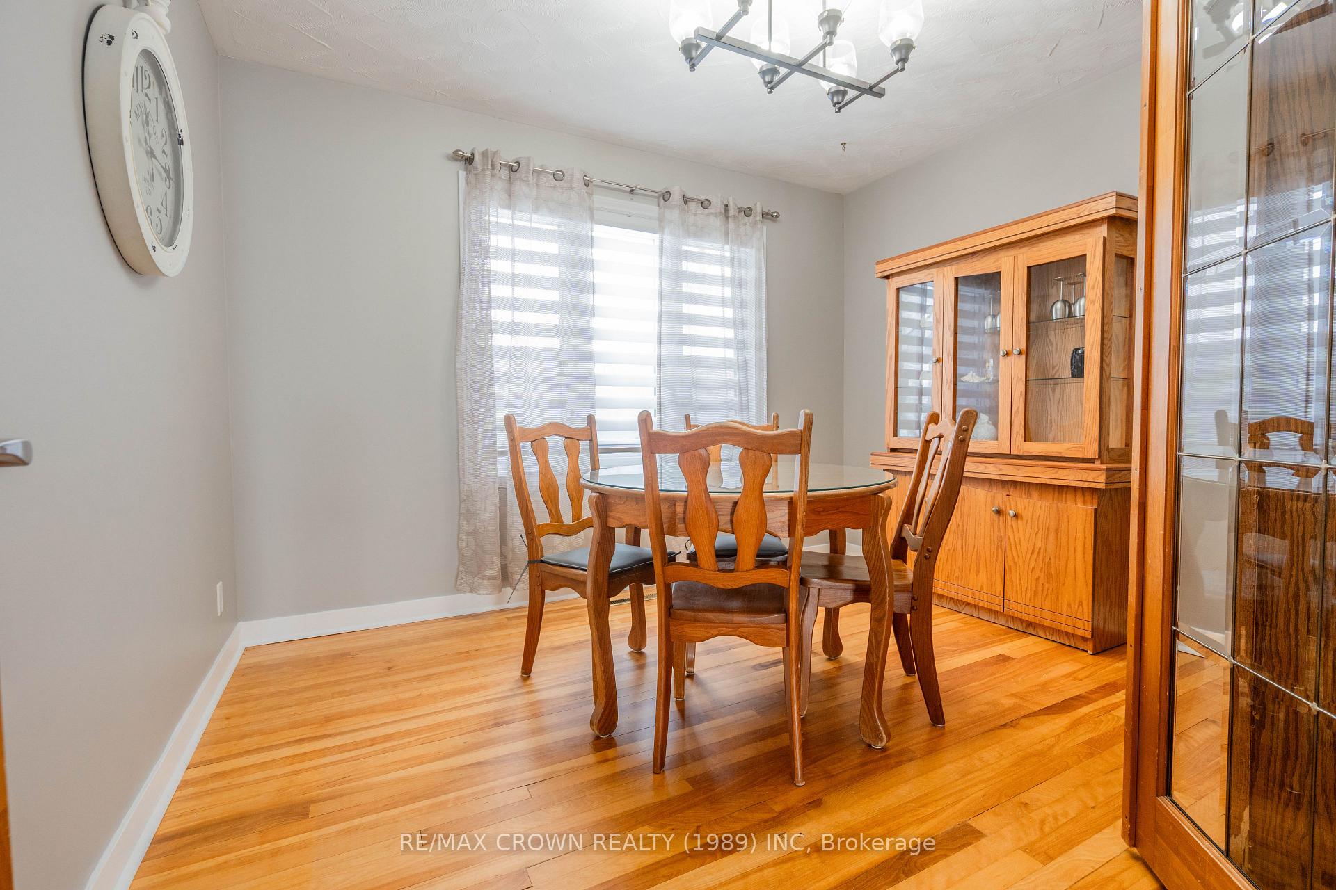 Photo 20 of 40 Pine Crescent, Kapuskasing — HOMEH