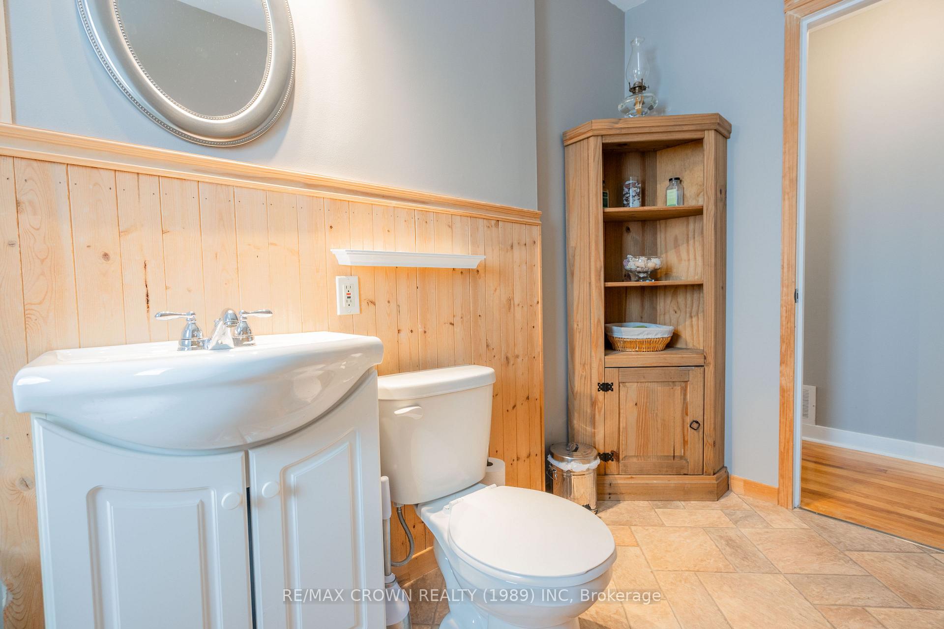 Photo 29 of 40 Pine Crescent, Kapuskasing — HOMEH