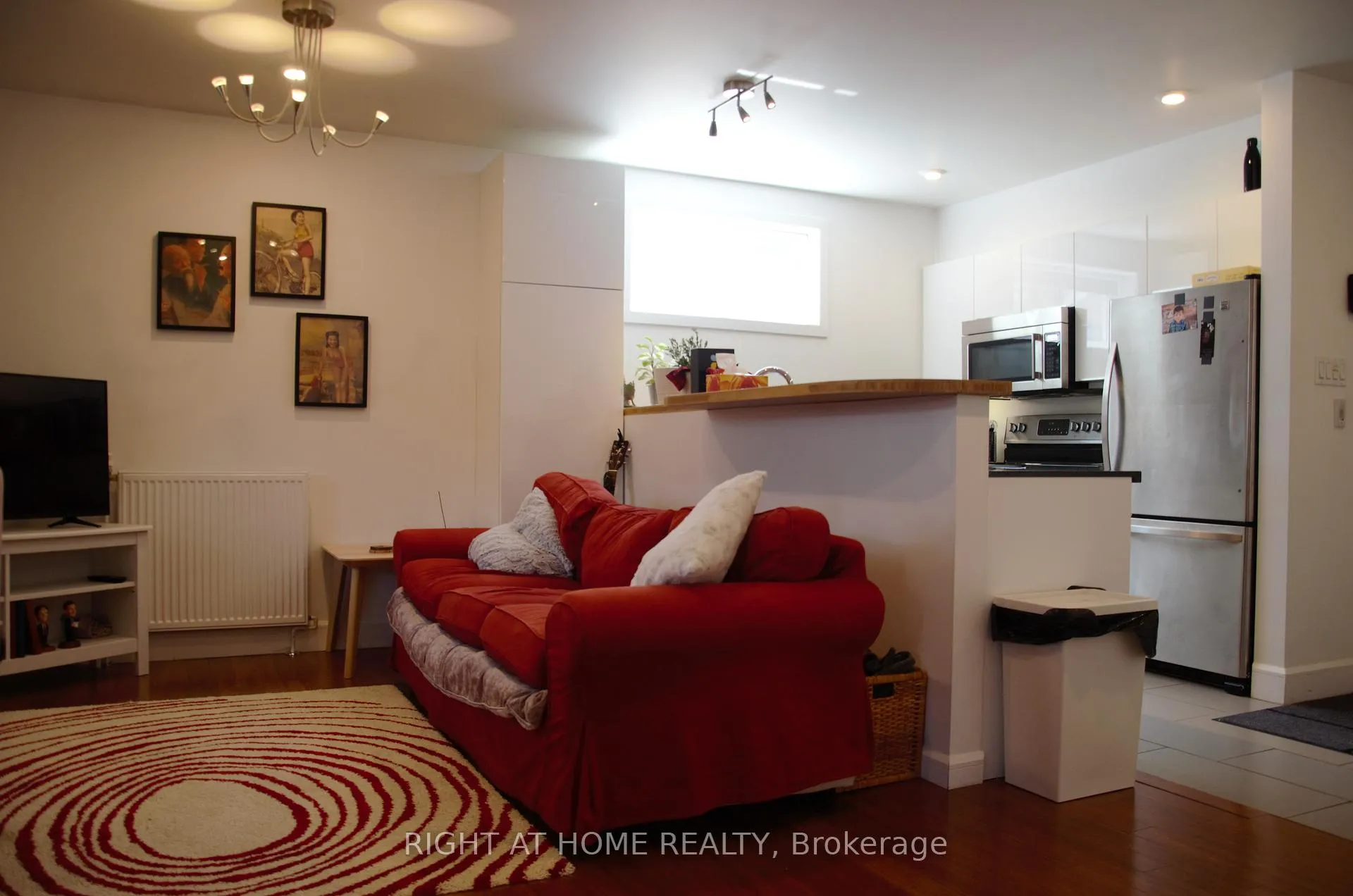 Photo 6 of 33 Marier Avenue, Ottawa, Vanier — HOMEH