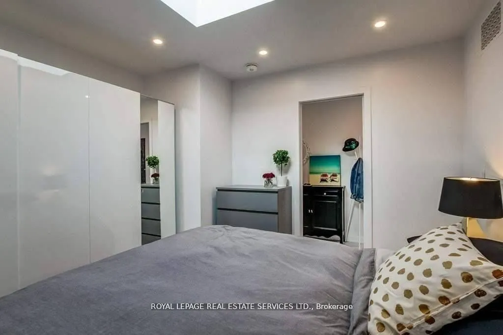 Photo 10 of Unit A, 6 Florence Crescent, Toronto, Rockcliffe-Smythe — HOMEH