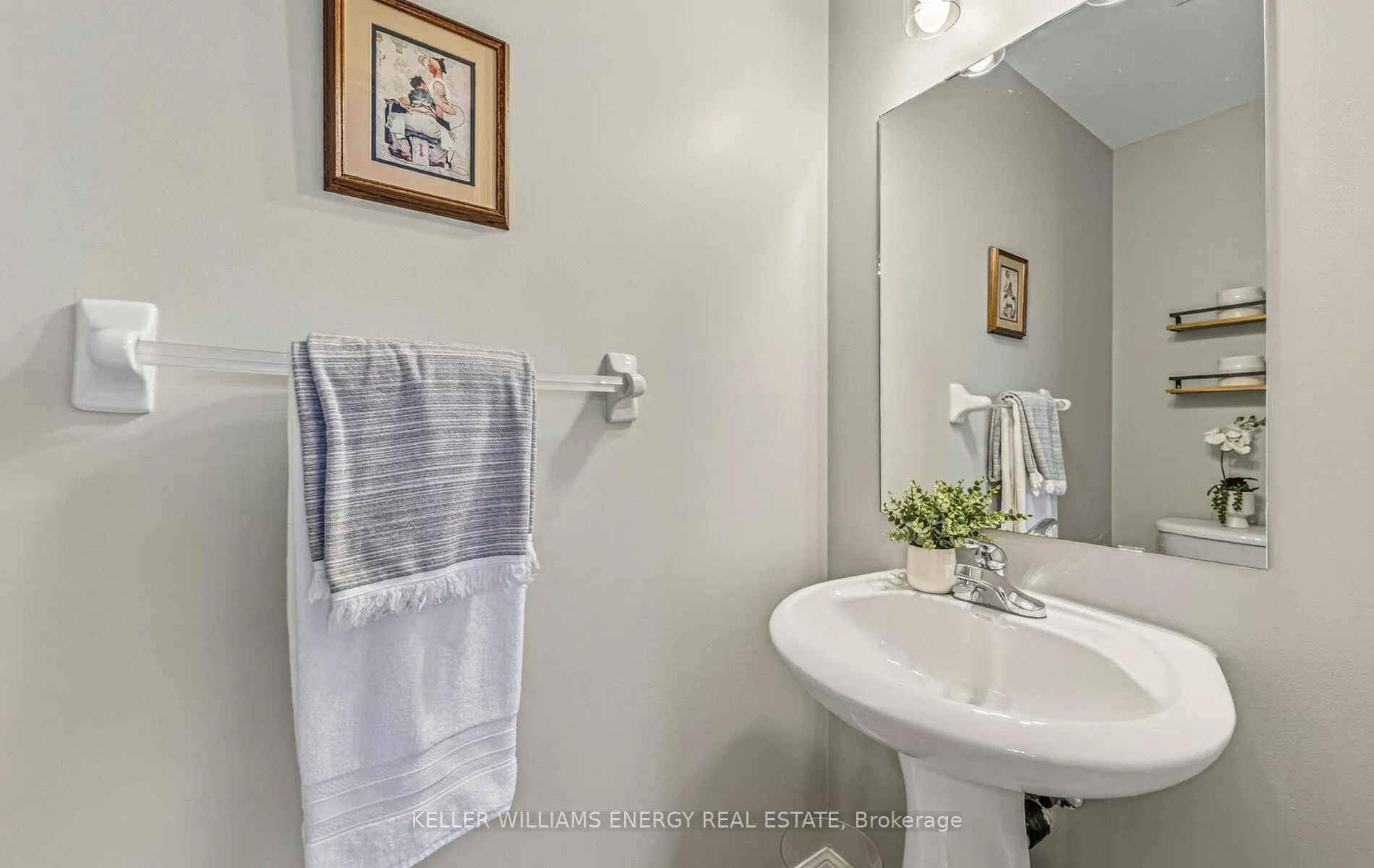 Photo 22 of 134 Kirkland Place, Whitby, Williamsburg — HOMEH