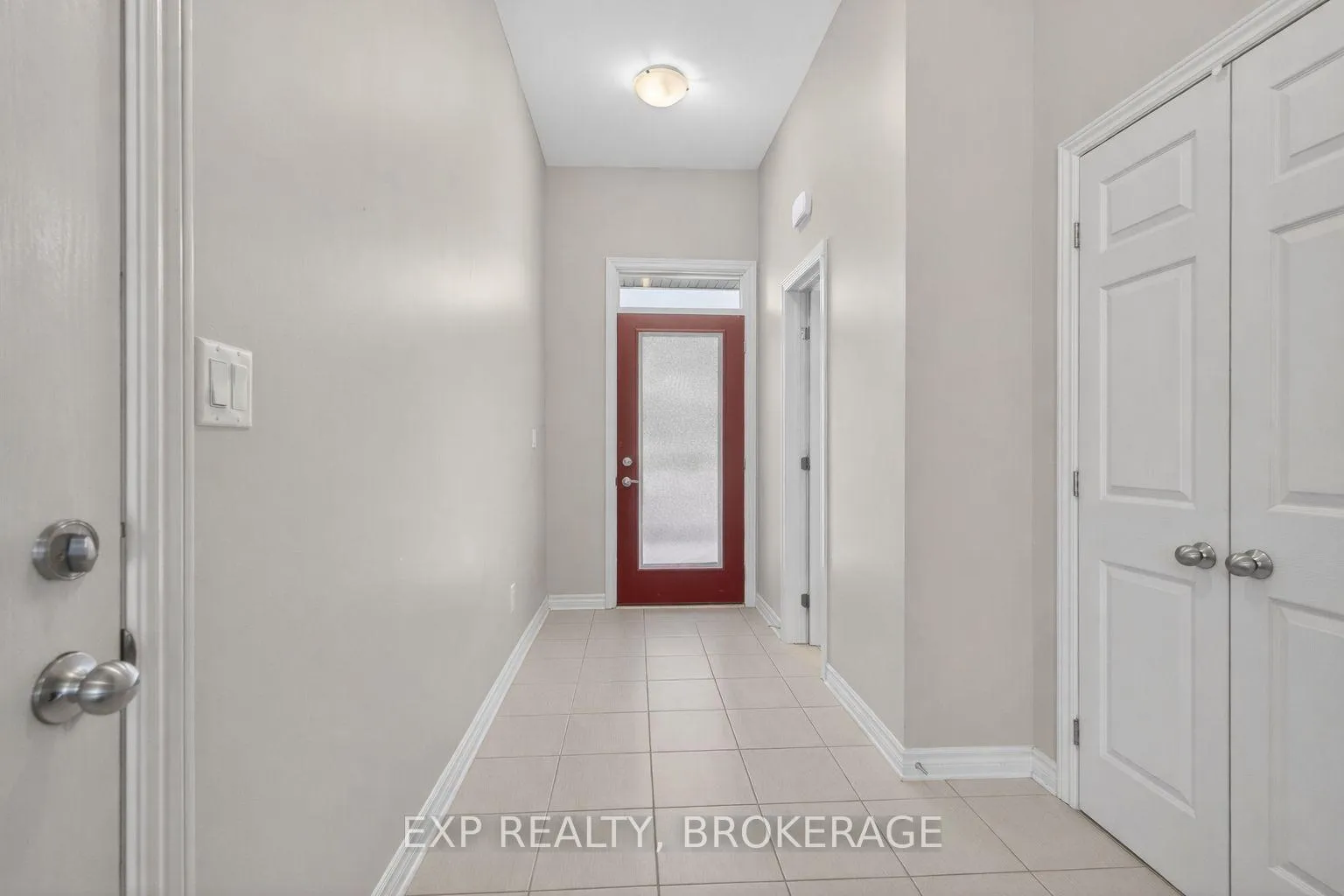 Photo 3 of 1093 Horizon Drive, Kingston, City Northwest — HOMEH