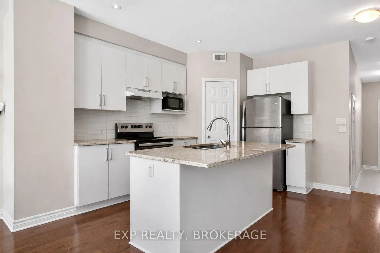 Photo 7 of 1093 Horizon Drive, Kingston, City Northwest — HOMEH