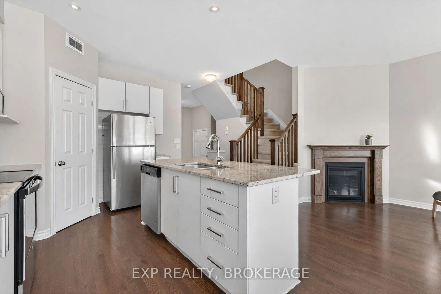 Photo 10 of 1093 Horizon Drive, Kingston, City Northwest — HOMEH