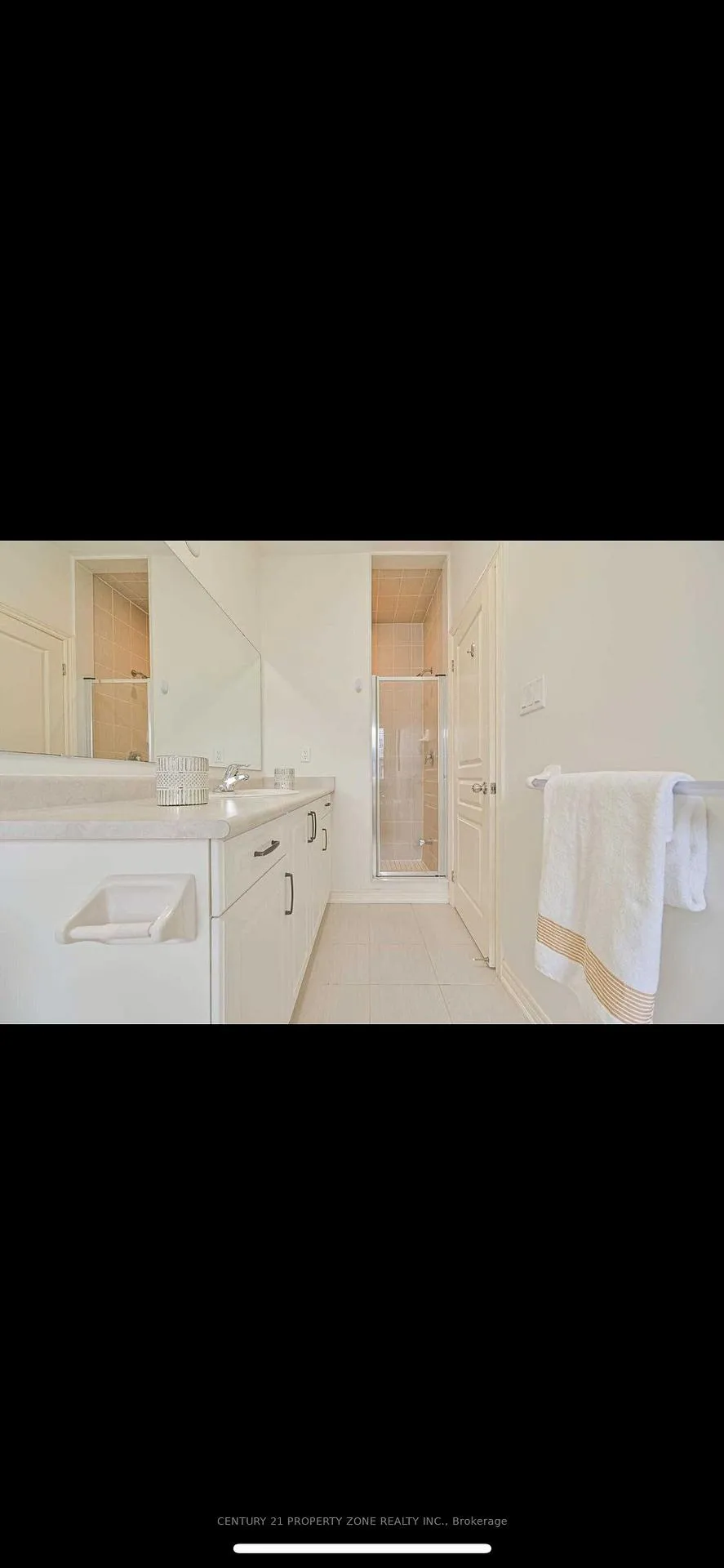Photo 10 of 26 Adventura Road, Brampton, Northwest Brampton — HOMEH