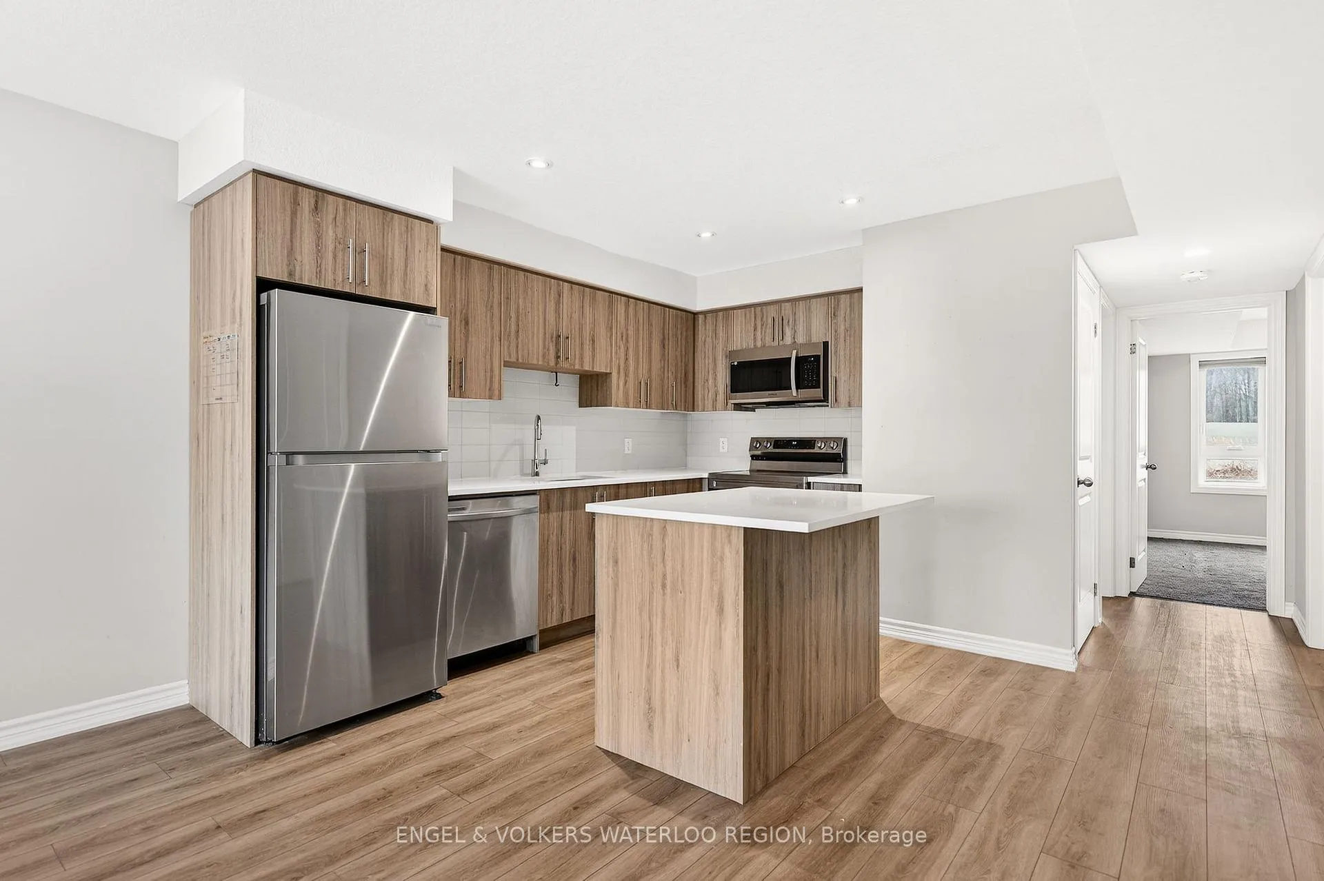 Photo 9 of Unit 5, 235 Chapel Hill Drive, Kitchener — HOMEH