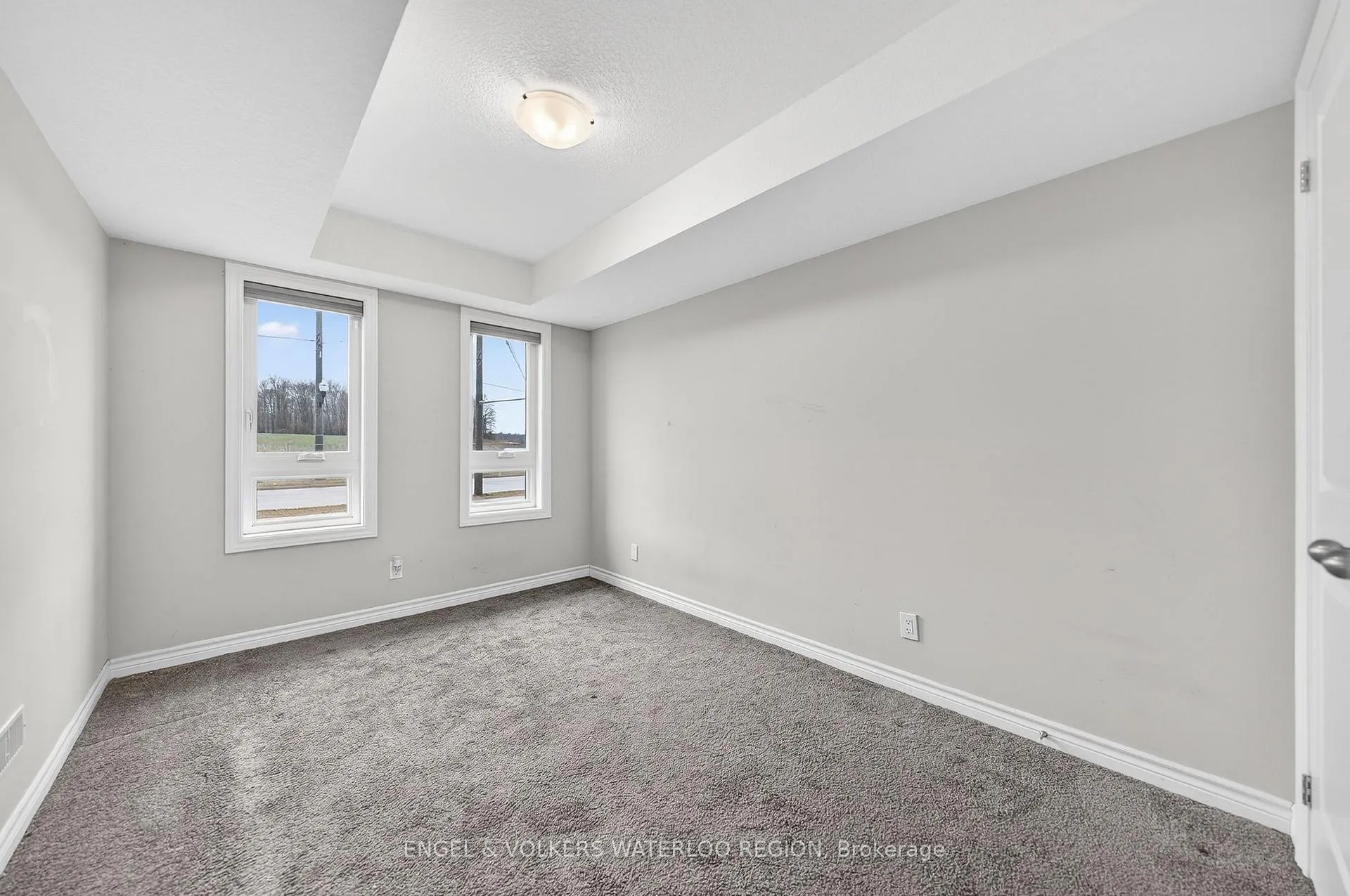 Photo 15 of Unit 5, 235 Chapel Hill Drive, Kitchener — HOMEH